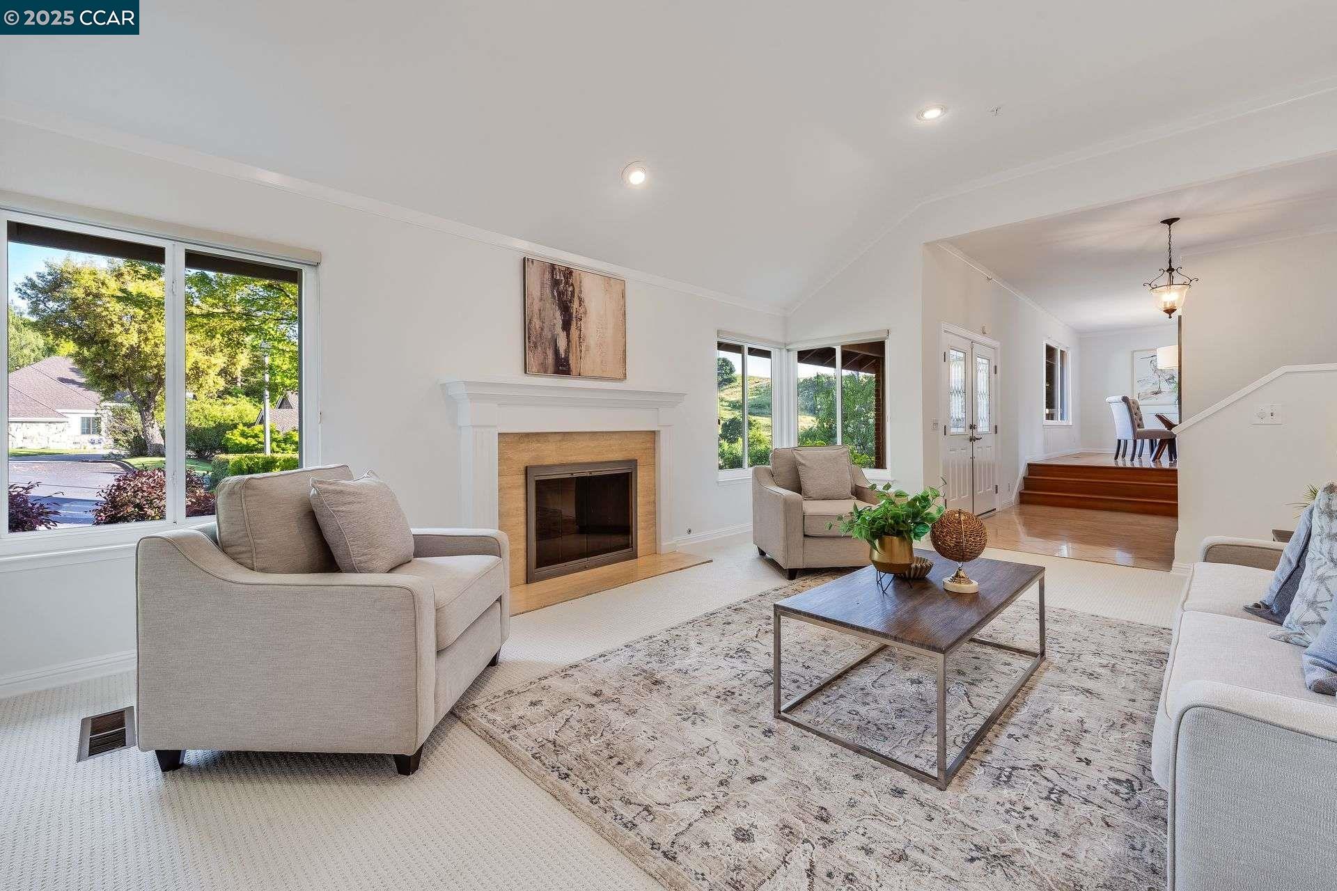 Detail Gallery Image 10 of 54 For 9 Irvine Drive, Moraga,  CA 94556 - 4 Beds | 2/1 Baths