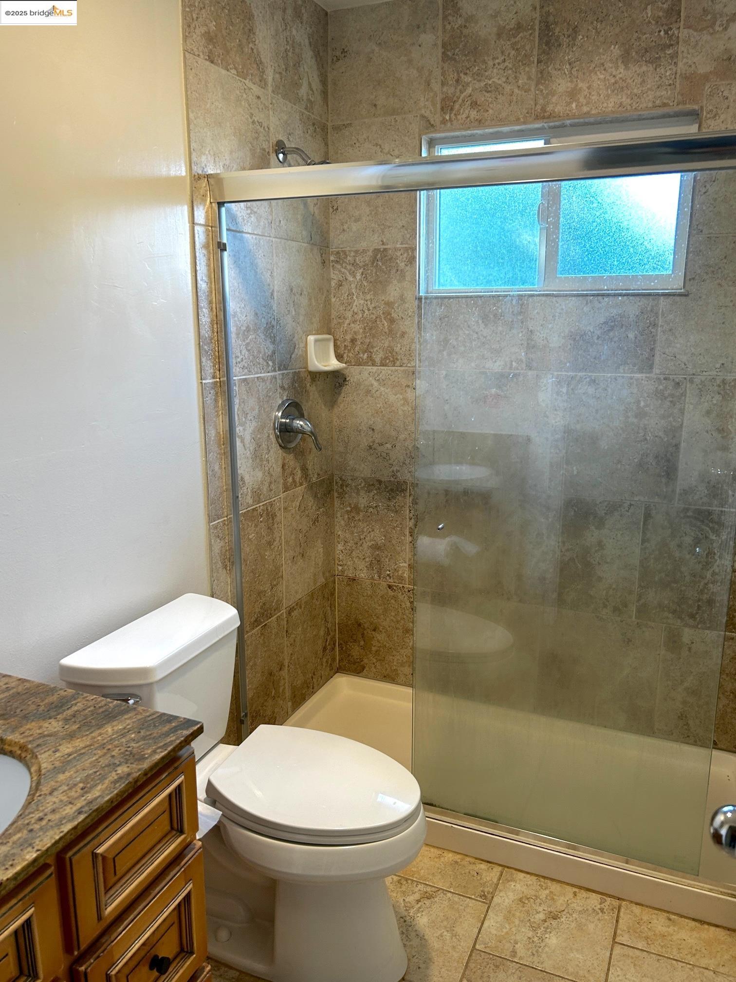 Detail Gallery Image 14 of 26 For 1345 Elm St, El Cerrito,  CA 94530 - 2 Beds | 1 Baths