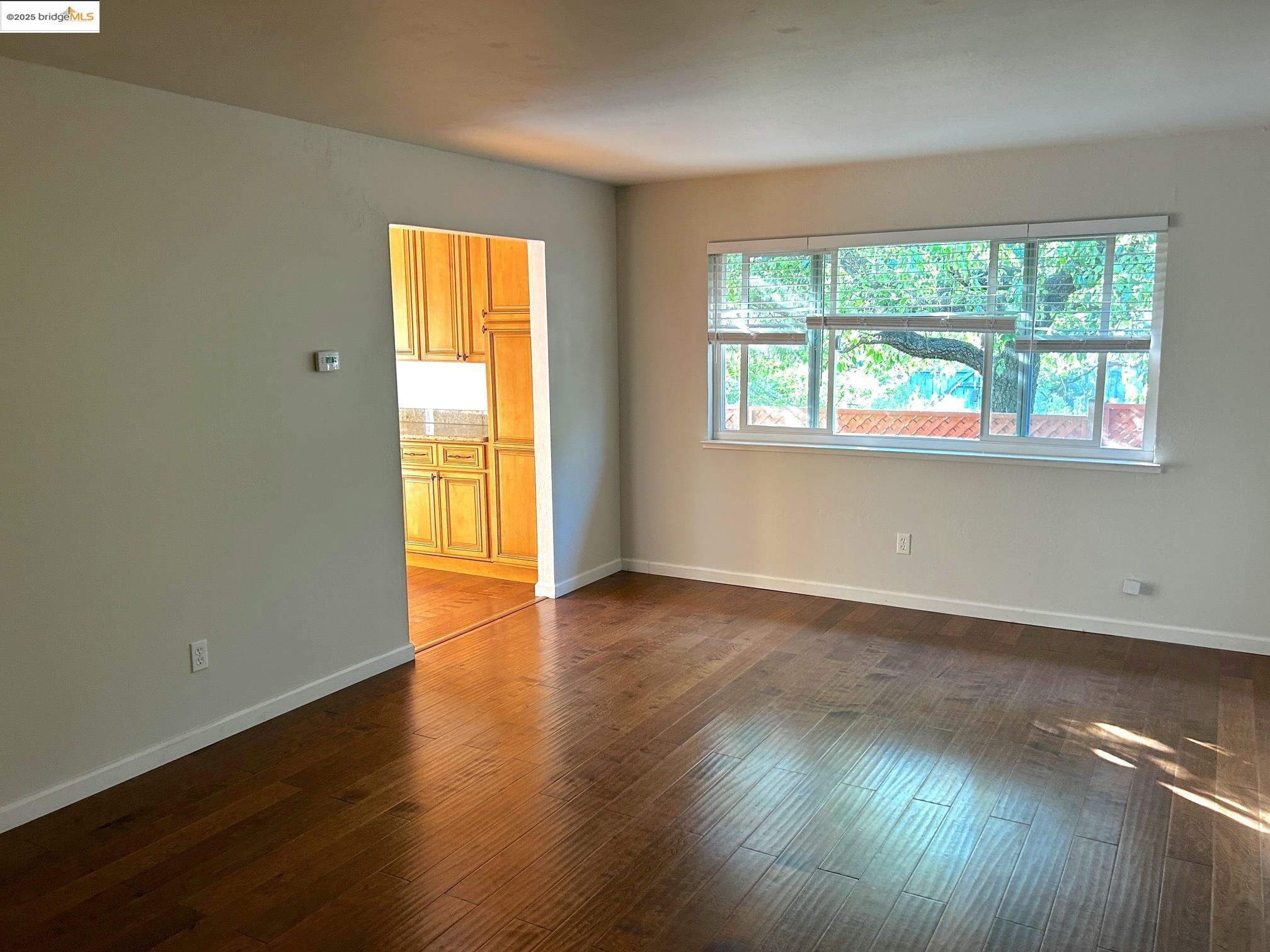 Detail Gallery Image 6 of 26 For 1345 Elm St, El Cerrito,  CA 94530 - 2 Beds | 1 Baths