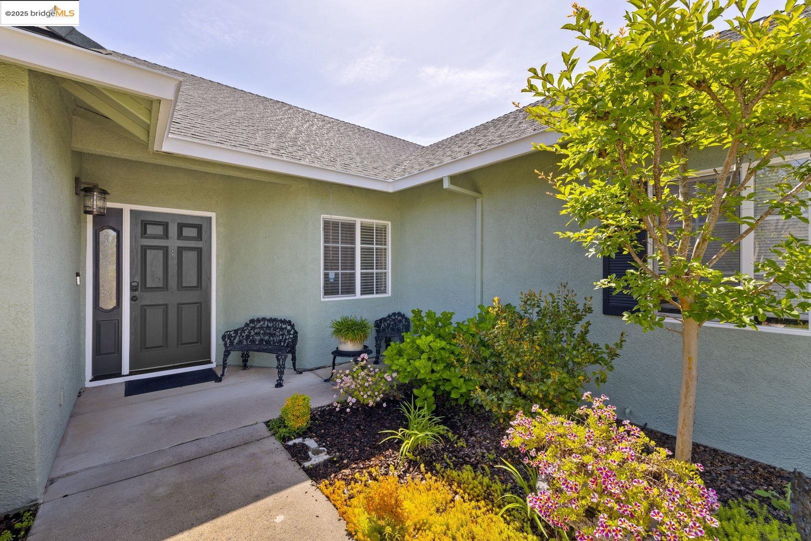 Detail Gallery Image 2 of 33 For 17611 Twin Oak Dr, Jamestown,  CA 95327 - 4 Beds | 2 Baths