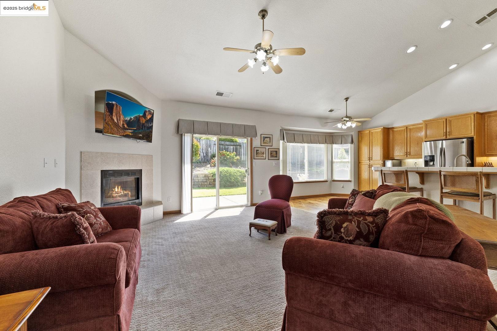 Detail Gallery Image 11 of 33 For 17611 Twin Oak Dr, Jamestown,  CA 95327 - 4 Beds | 2 Baths