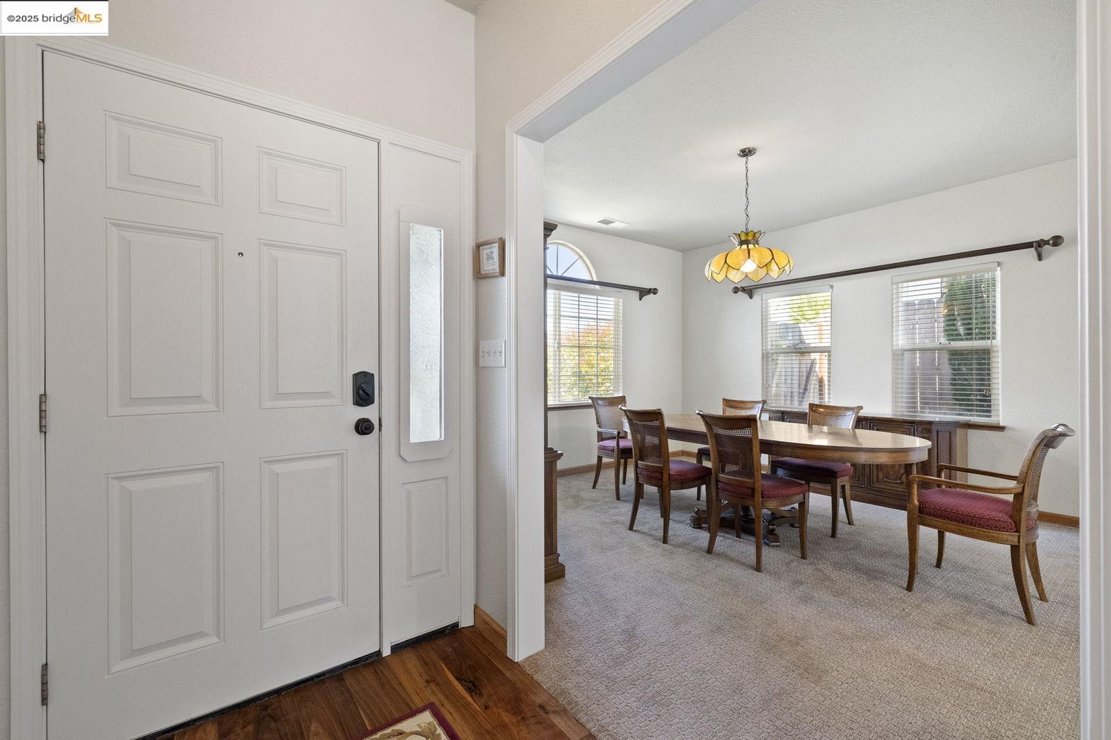 Detail Gallery Image 4 of 33 For 17611 Twin Oak Dr, Jamestown,  CA 95327 - 4 Beds | 2 Baths