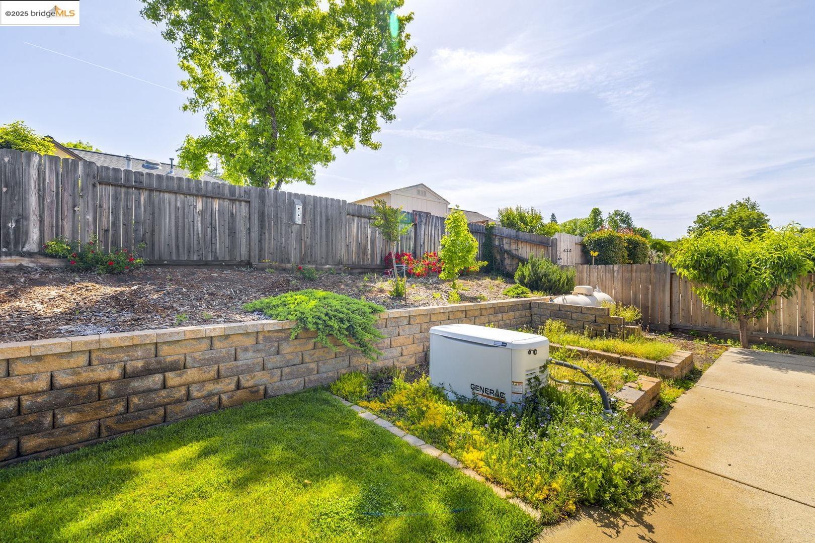 Detail Gallery Image 32 of 33 For 17611 Twin Oak Dr, Jamestown,  CA 95327 - 4 Beds | 2 Baths