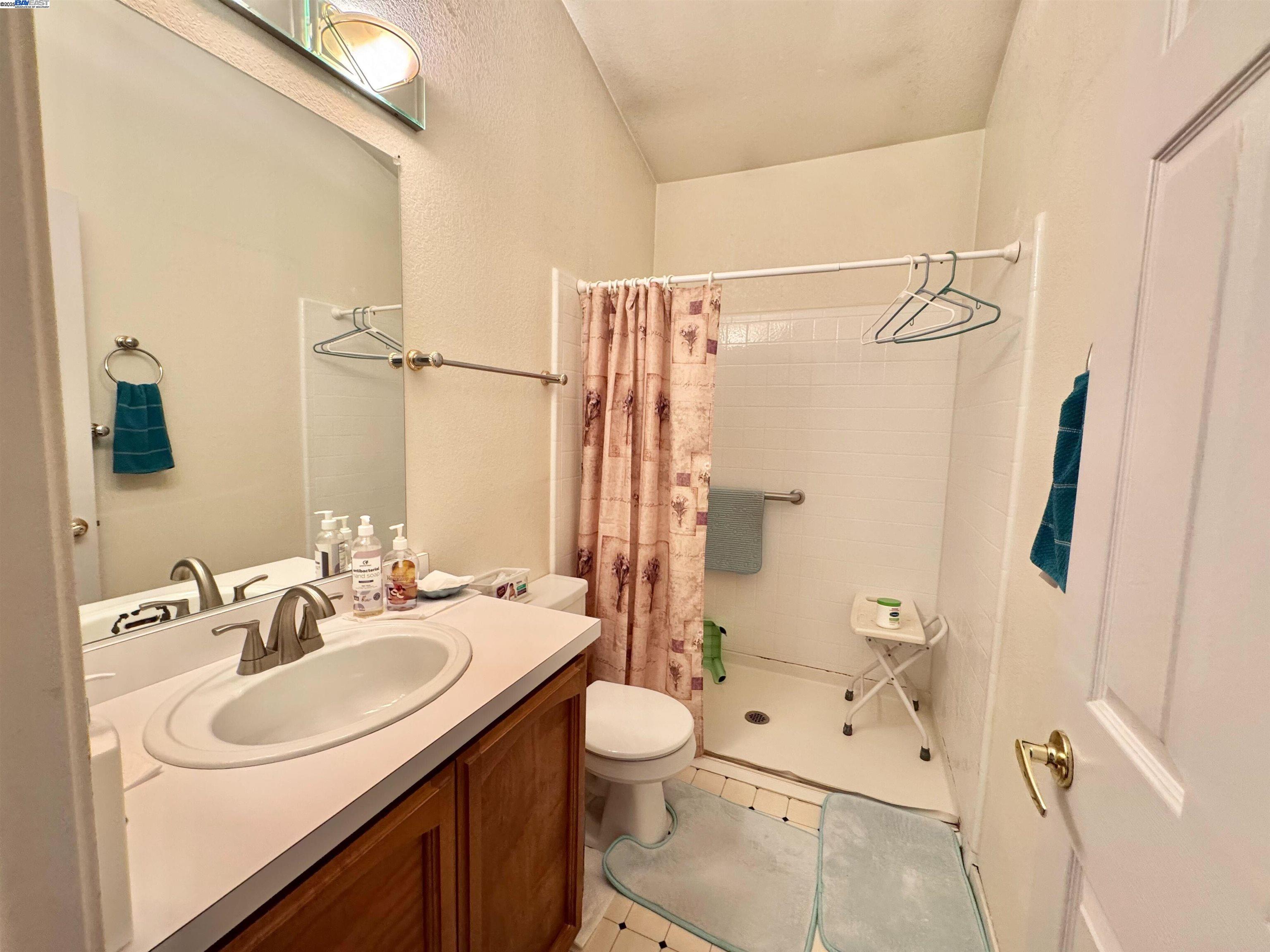 Detail Gallery Image 12 of 13 For 1225 Vienna Dr #394,  Sunnyvale,  CA 94089 - 3 Beds | 2 Baths