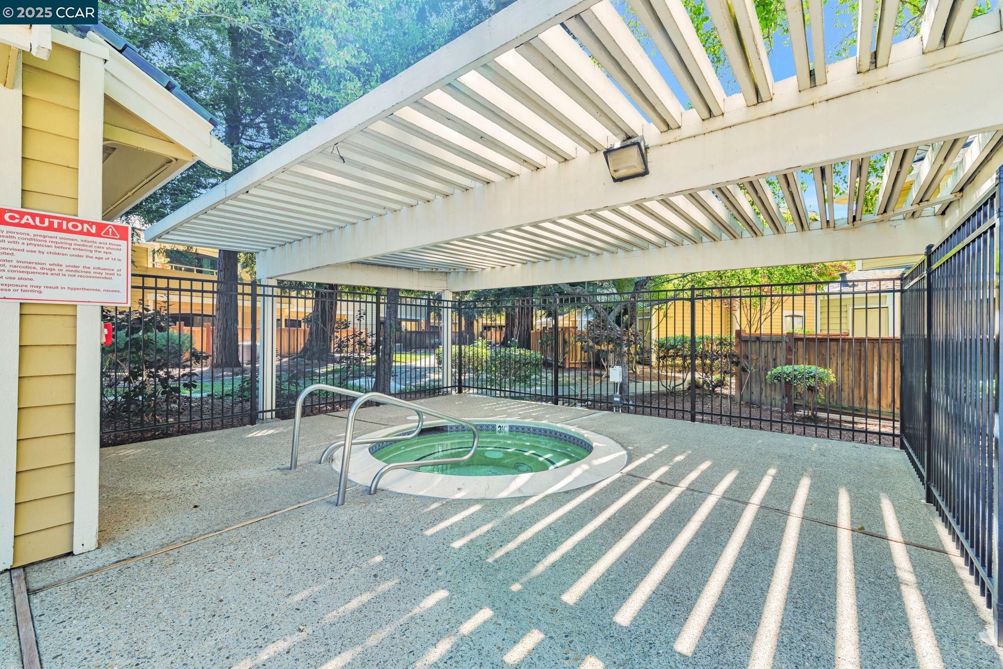 Photo #32: 41098141 Listing: Photo #32