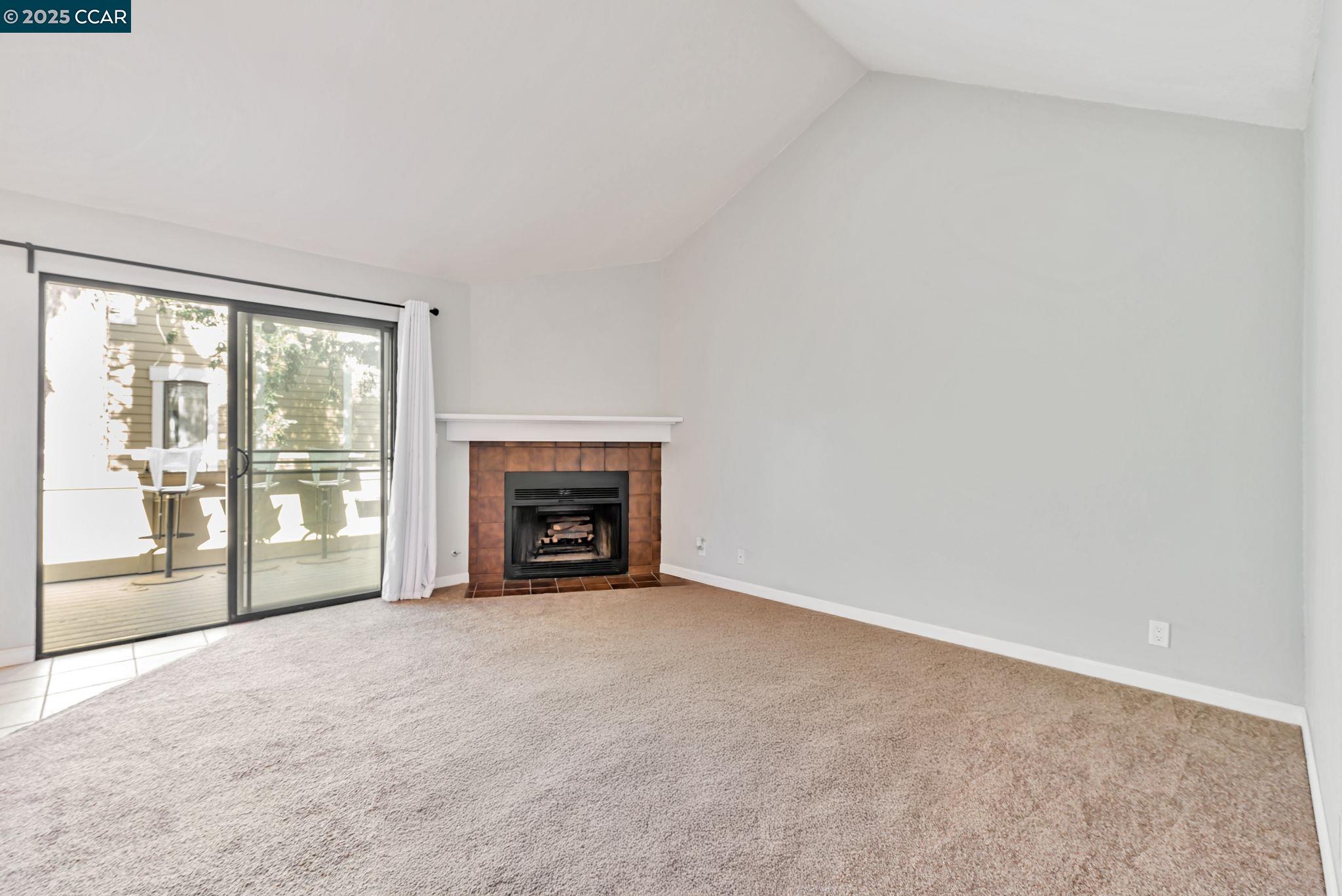 Photo #6: 41098141 Listing: Photo #6