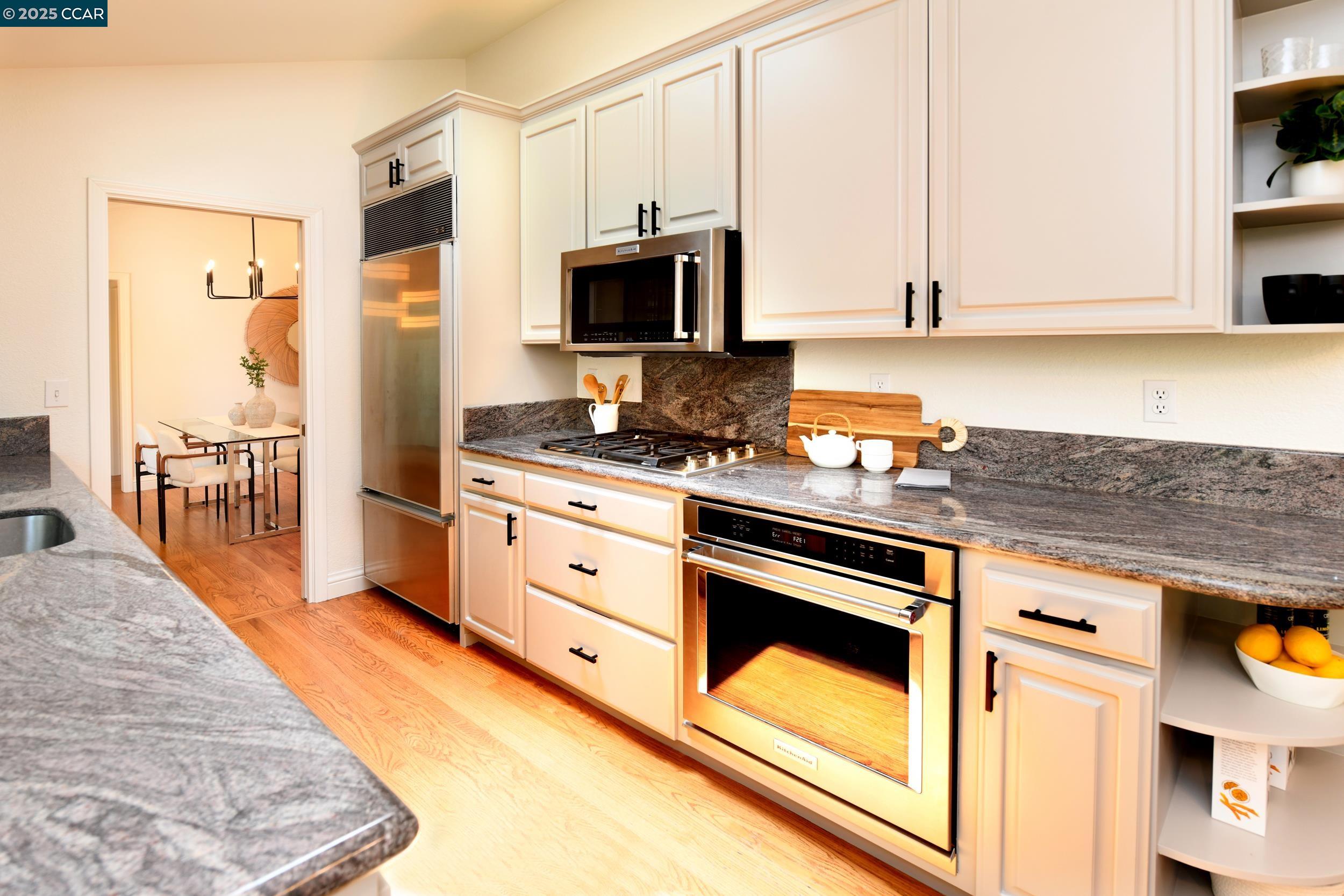 Detail Gallery Image 18 of 59 For 683 Wee Donegal, Lafayette,  CA 94549 - 5 Beds | 3/1 Baths