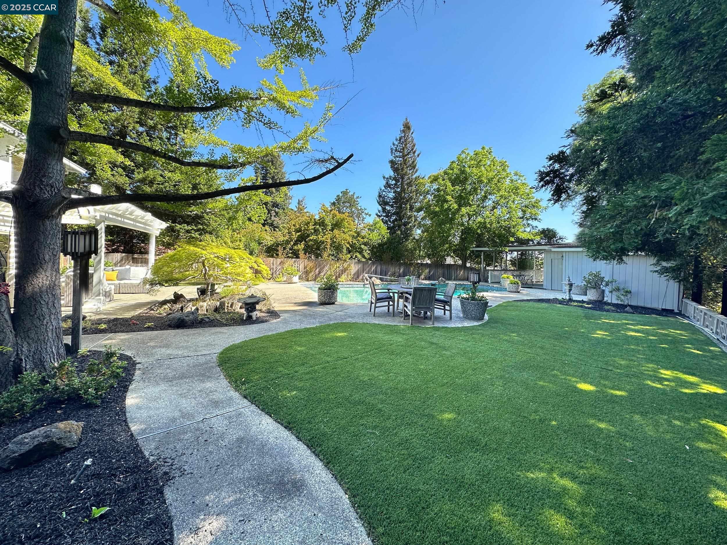 Detail Gallery Image 47 of 59 For 683 Wee Donegal, Lafayette,  CA 94549 - 5 Beds | 3/1 Baths