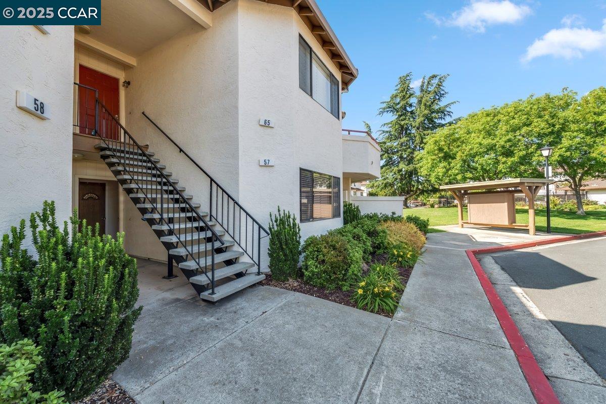 Photo #2: 41098146 Listing 