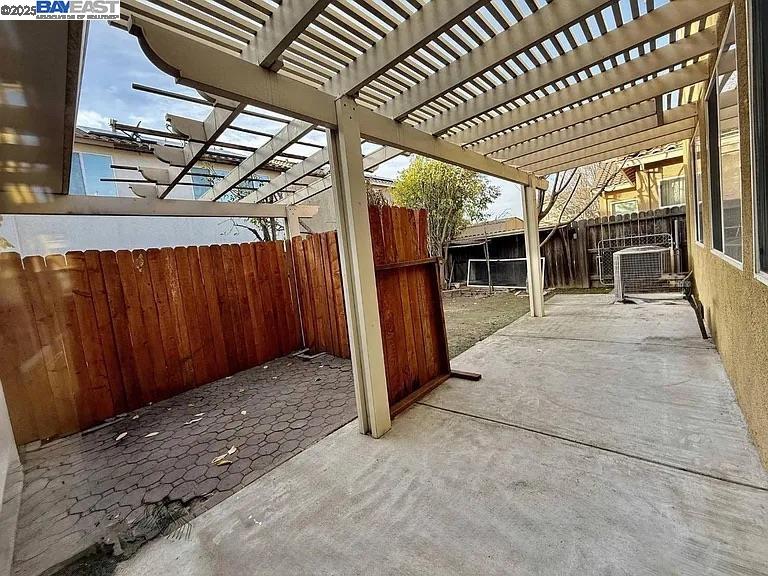 Detail Gallery Image 17 of 30 For 3017 Roslyn Drive, Modesto,  CA 95355 - 3 Beds | 2/1 Baths