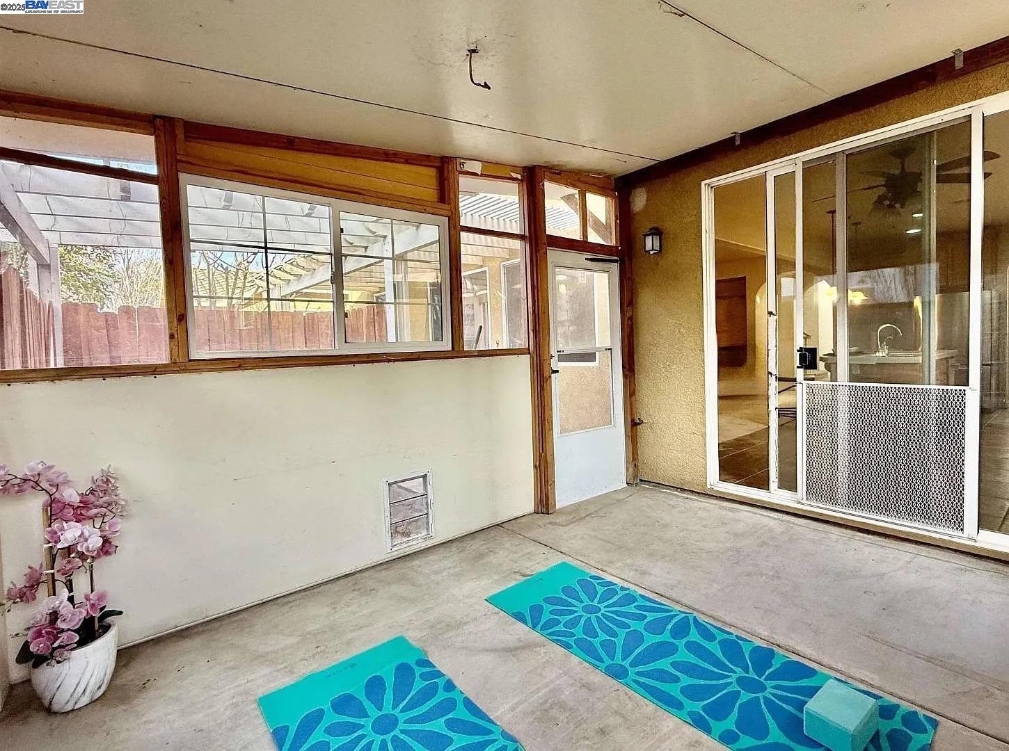 Detail Gallery Image 24 of 30 For 3017 Roslyn Drive, Modesto,  CA 95355 - 3 Beds | 2/1 Baths