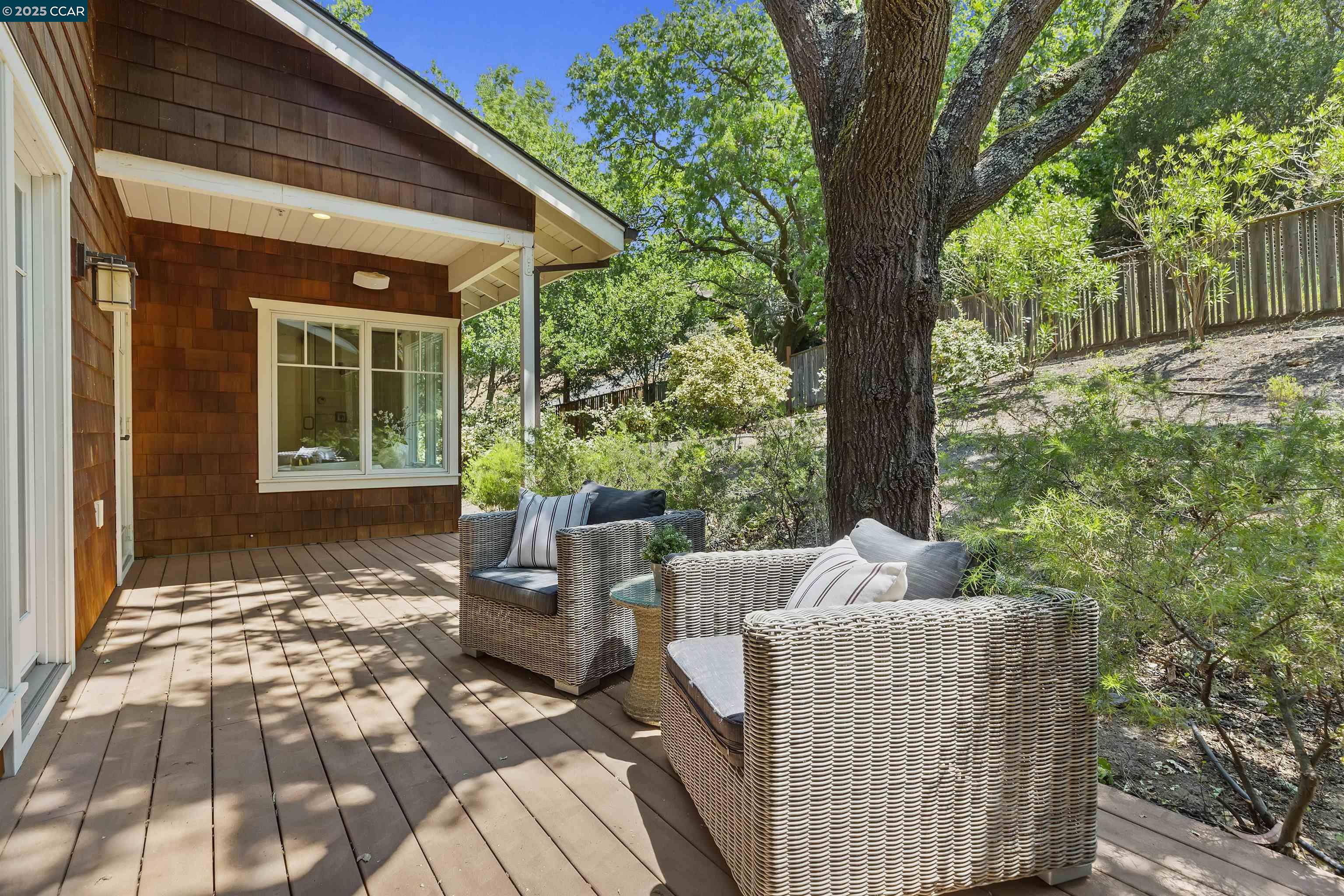 Detail Gallery Image 25 of 59 For 1754 Reliez Valley Rd, Lafayette,  CA 94549 - 6 Beds | 7 Baths
