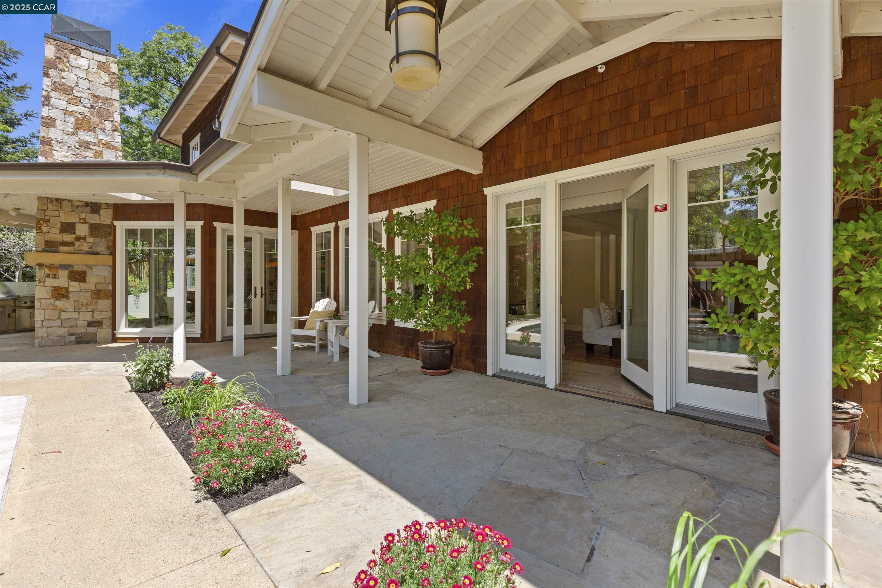 Detail Gallery Image 4 of 59 For 1754 Reliez Valley Rd, Lafayette,  CA 94549 - 6 Beds | 7 Baths