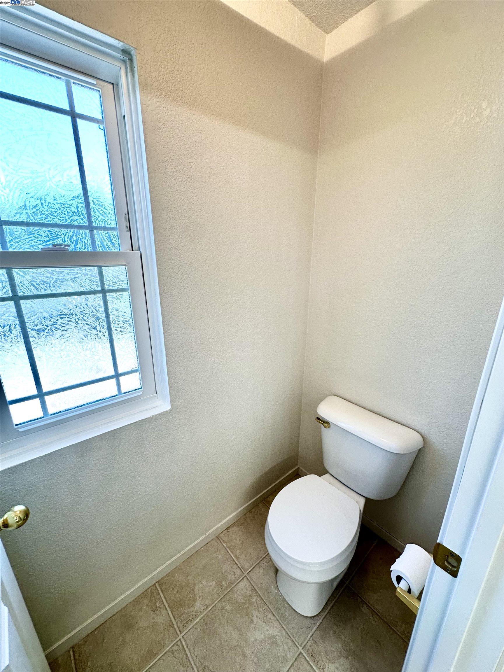 Detail Gallery Image 21 of 46 For 1721 Treehaven Lane, Tracy,  CA 95376 - 5 Beds | 3 Baths