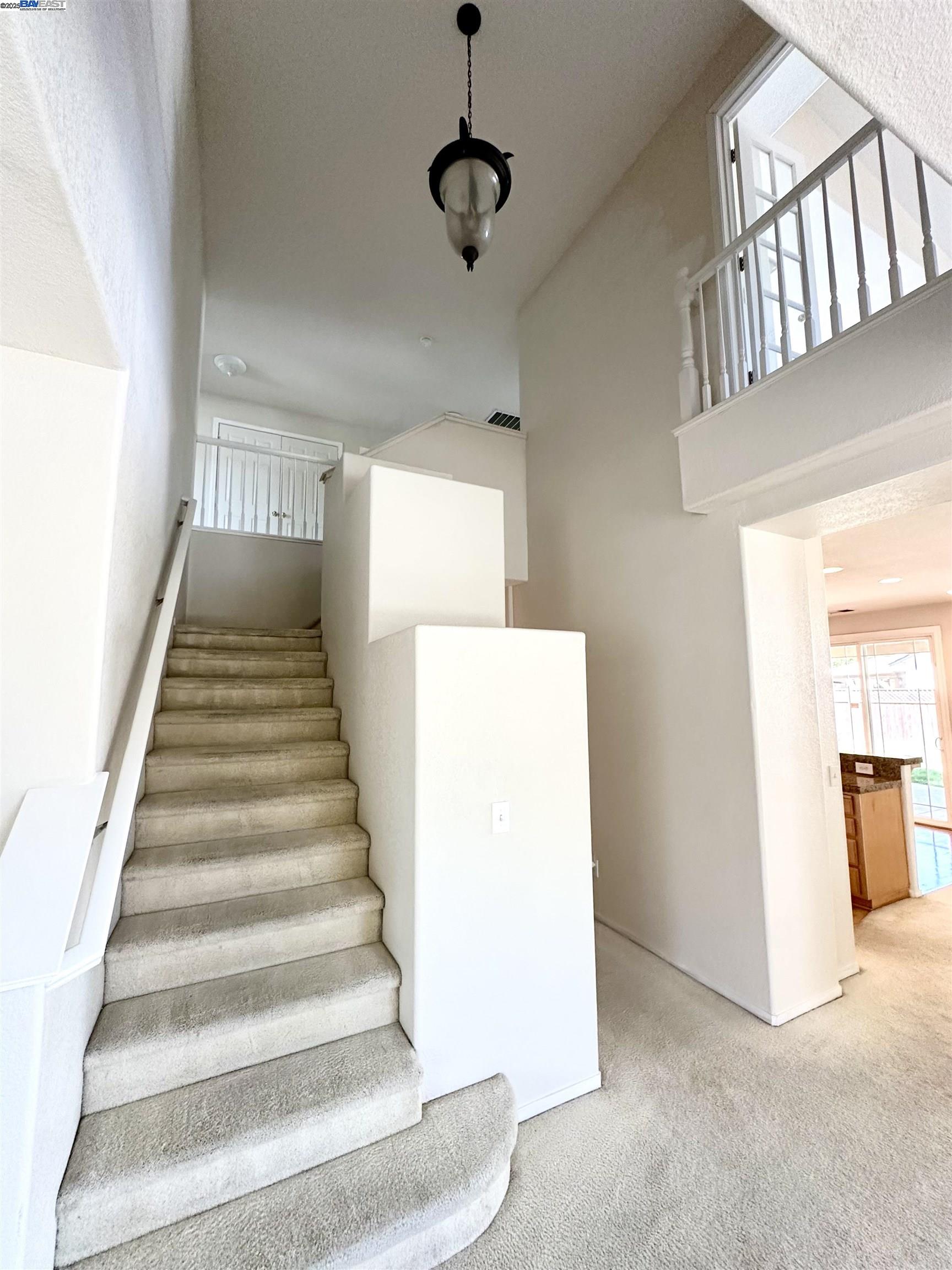 Detail Gallery Image 7 of 46 For 1721 Treehaven Lane, Tracy,  CA 95376 - 5 Beds | 3 Baths