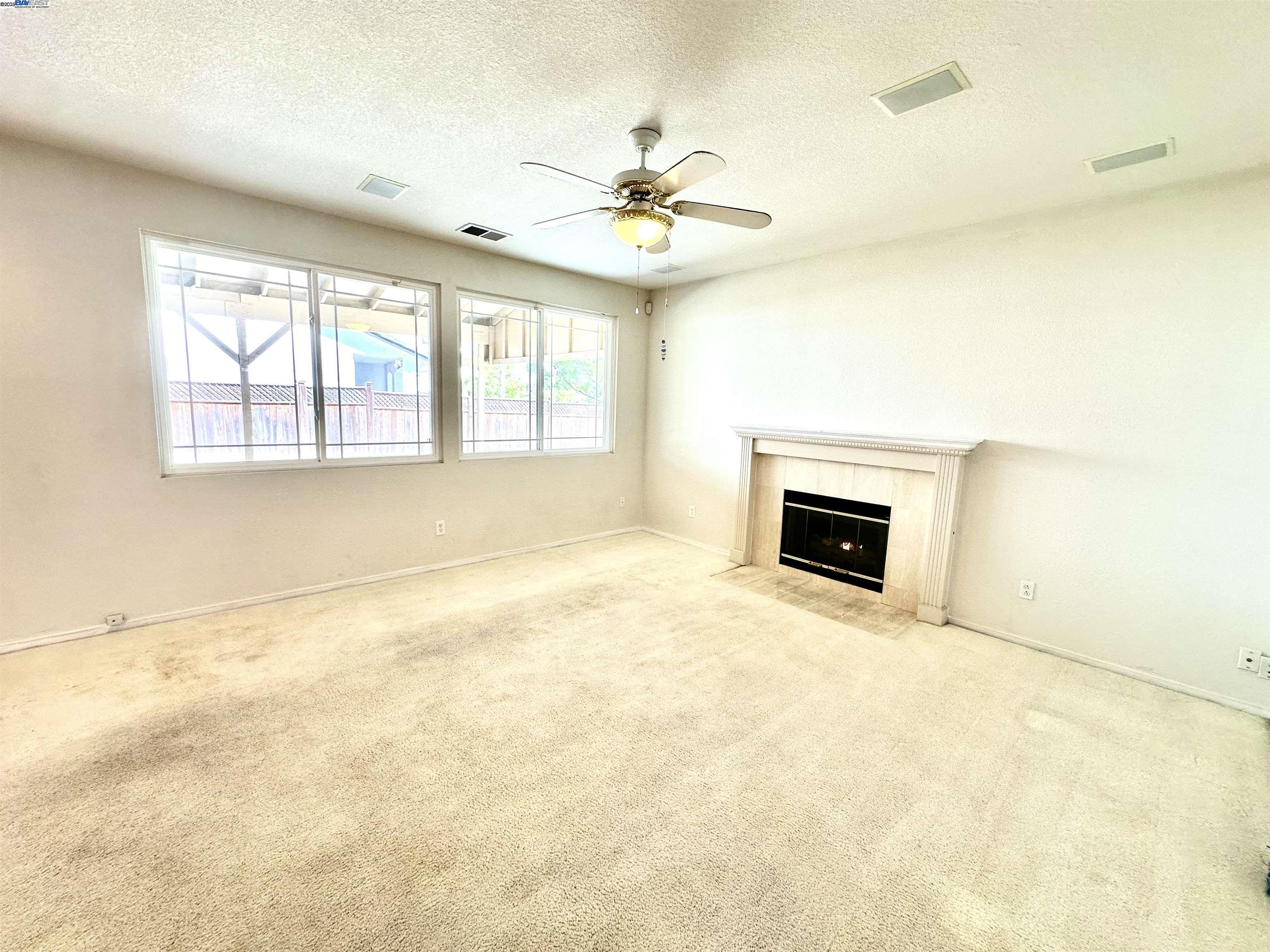 Detail Gallery Image 9 of 46 For 1721 Treehaven Lane, Tracy,  CA 95376 - 5 Beds | 3 Baths