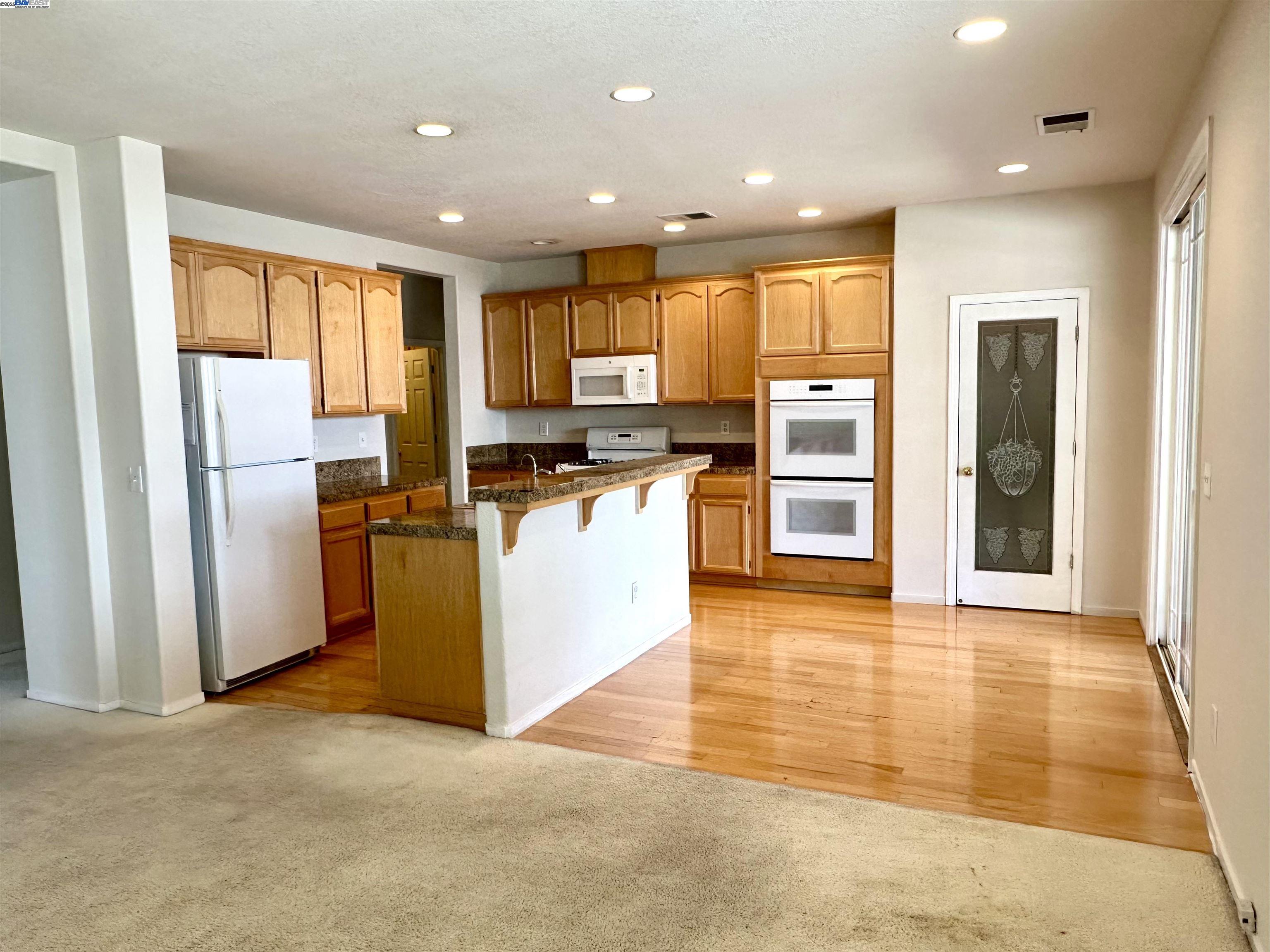Detail Gallery Image 10 of 46 For 1721 Treehaven Lane, Tracy,  CA 95376 - 5 Beds | 3 Baths