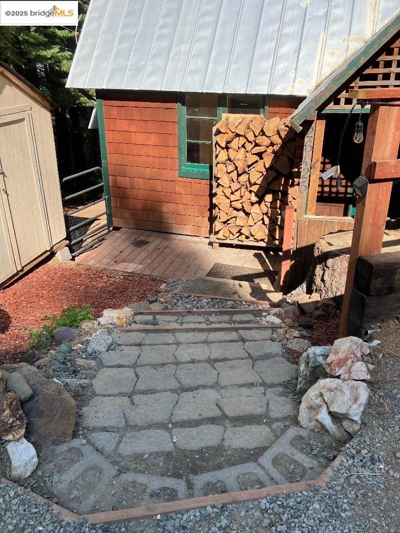 Detail Gallery Image 26 of 27 For 26425 Sno Bowl Rd., Long Barn,  CA 95335-0000 - 1 Beds | 1 Baths