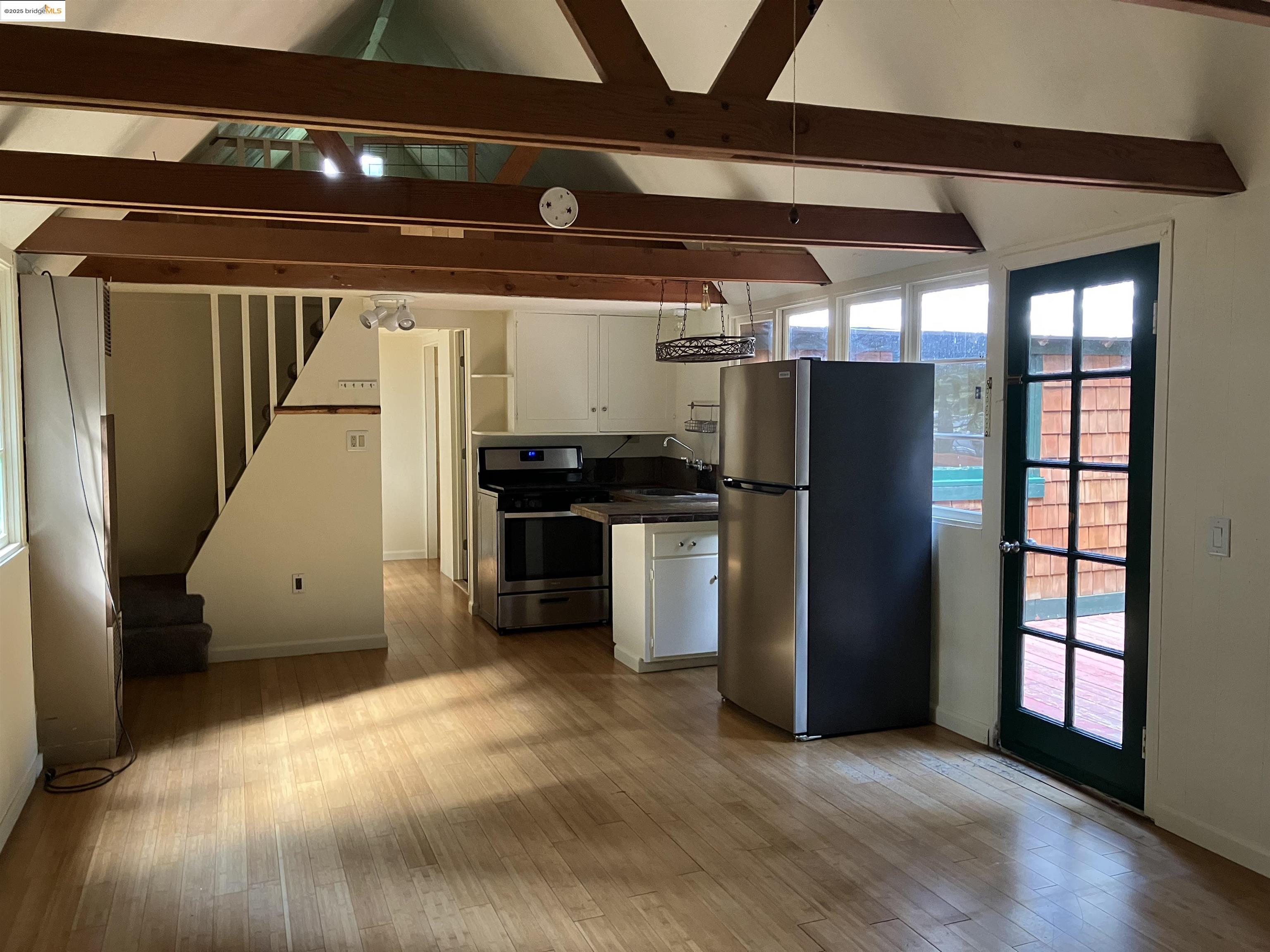 Detail Gallery Image 7 of 27 For 26425 Sno Bowl Rd., Long Barn,  CA 95335-0000 - 1 Beds | 1 Baths