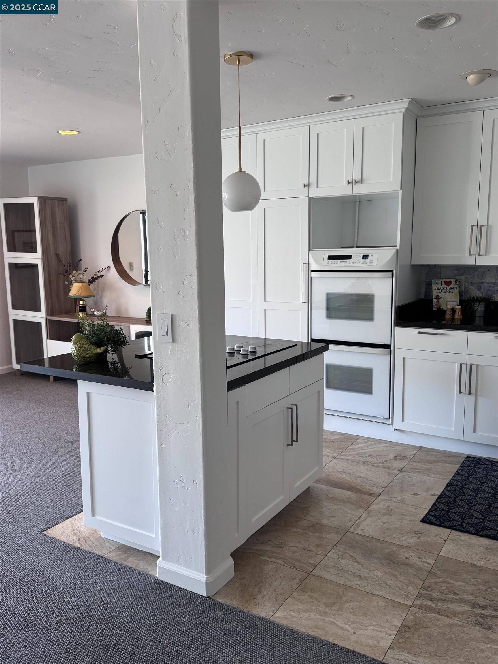 Photo #5: 41098156 Listing: Photo #5