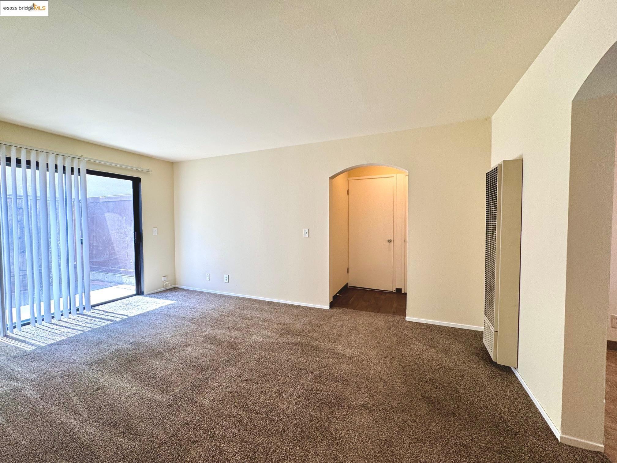 Detail Gallery Image 7 of 17 For 554 Bancroft Ave #101,  San Leandro,  CA 94577 - 2 Beds | 1 Baths