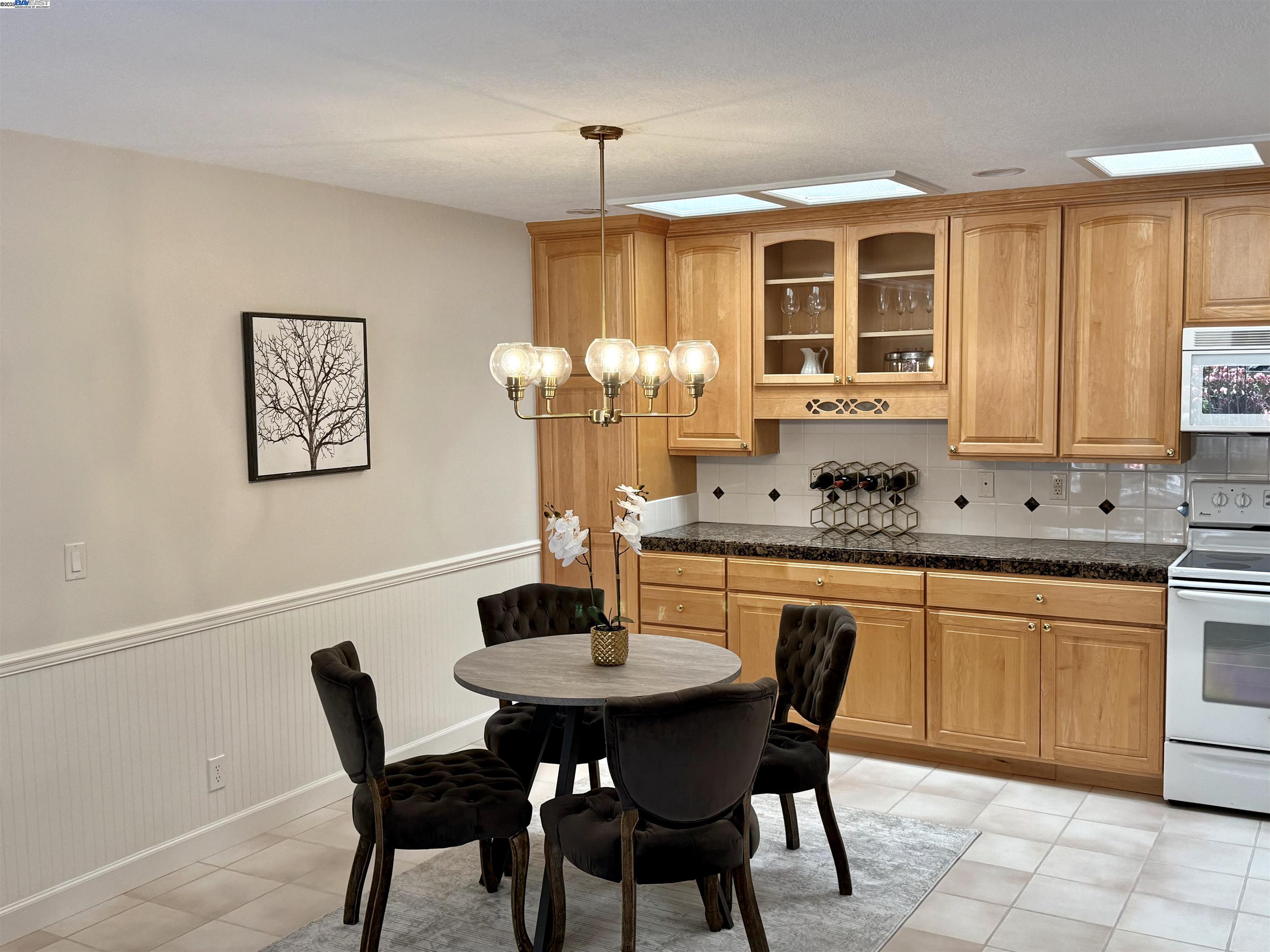 Detail Gallery Image 15 of 33 For 2217 Ptarmigan Dr #2,  Walnut Creek,  CA 94595 - 2 Beds | 2 Baths