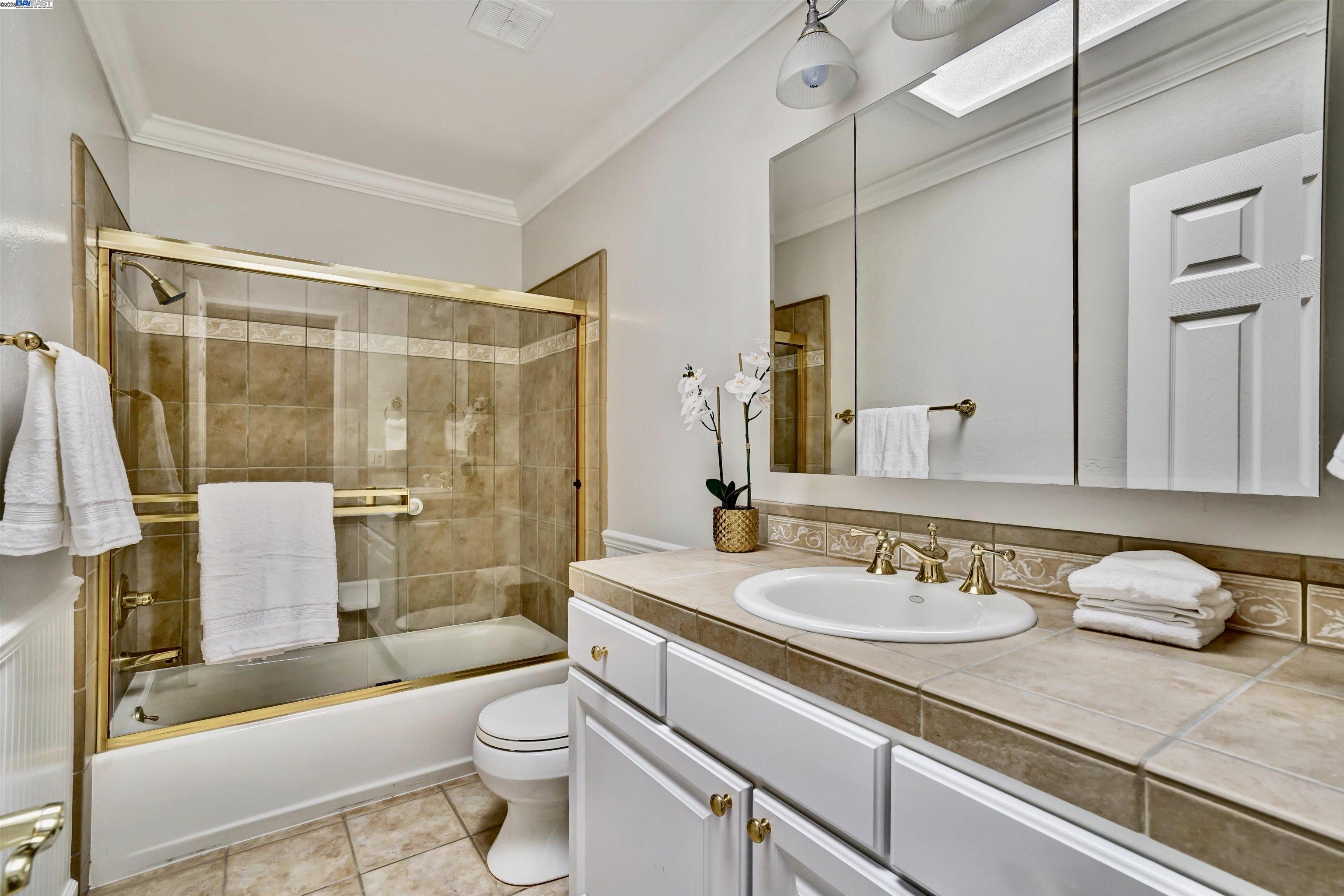 Detail Gallery Image 19 of 33 For 2217 Ptarmigan Dr #2,  Walnut Creek,  CA 94595 - 2 Beds | 2 Baths