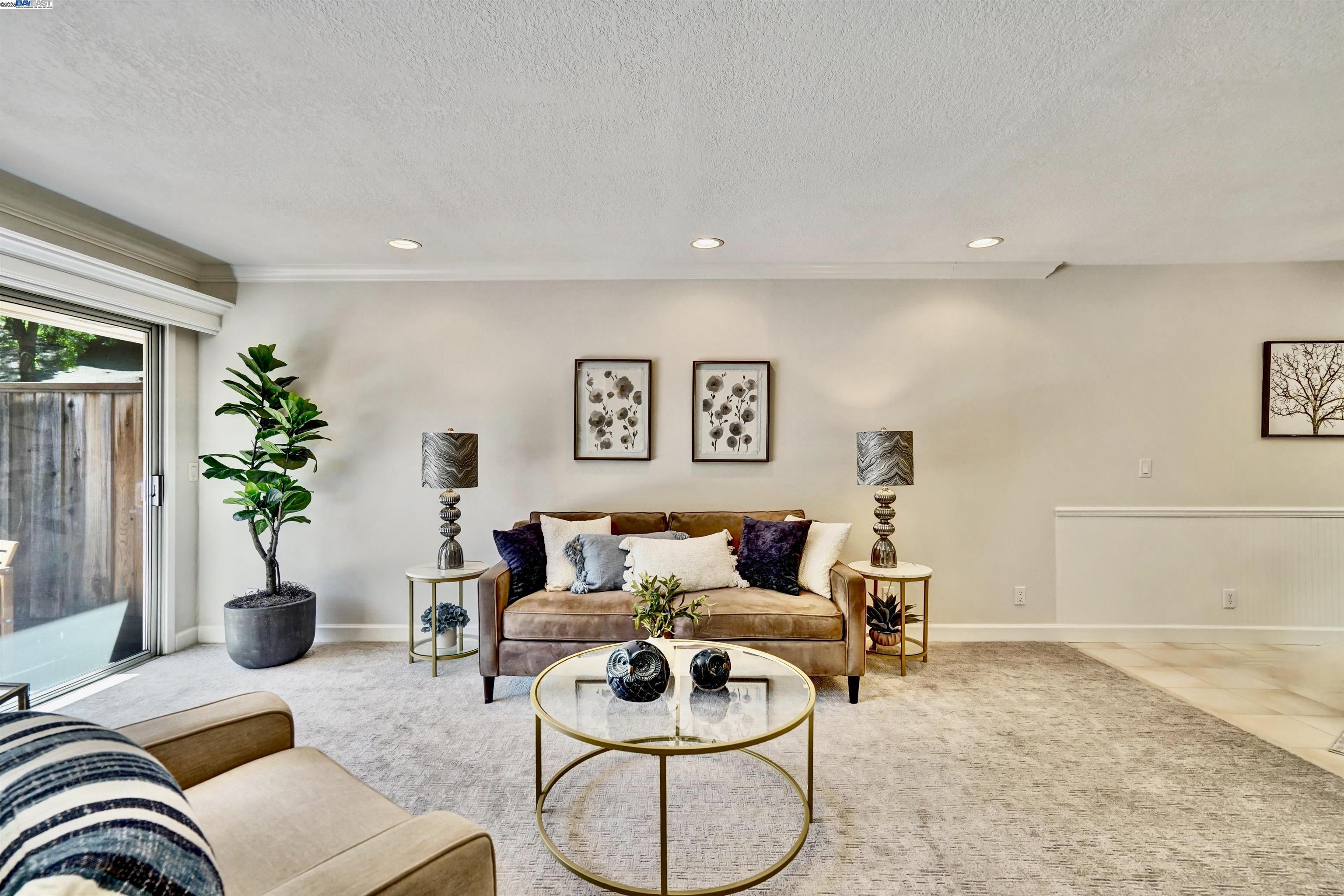 Detail Gallery Image 7 of 33 For 2217 Ptarmigan Dr #2,  Walnut Creek,  CA 94595 - 2 Beds | 2 Baths