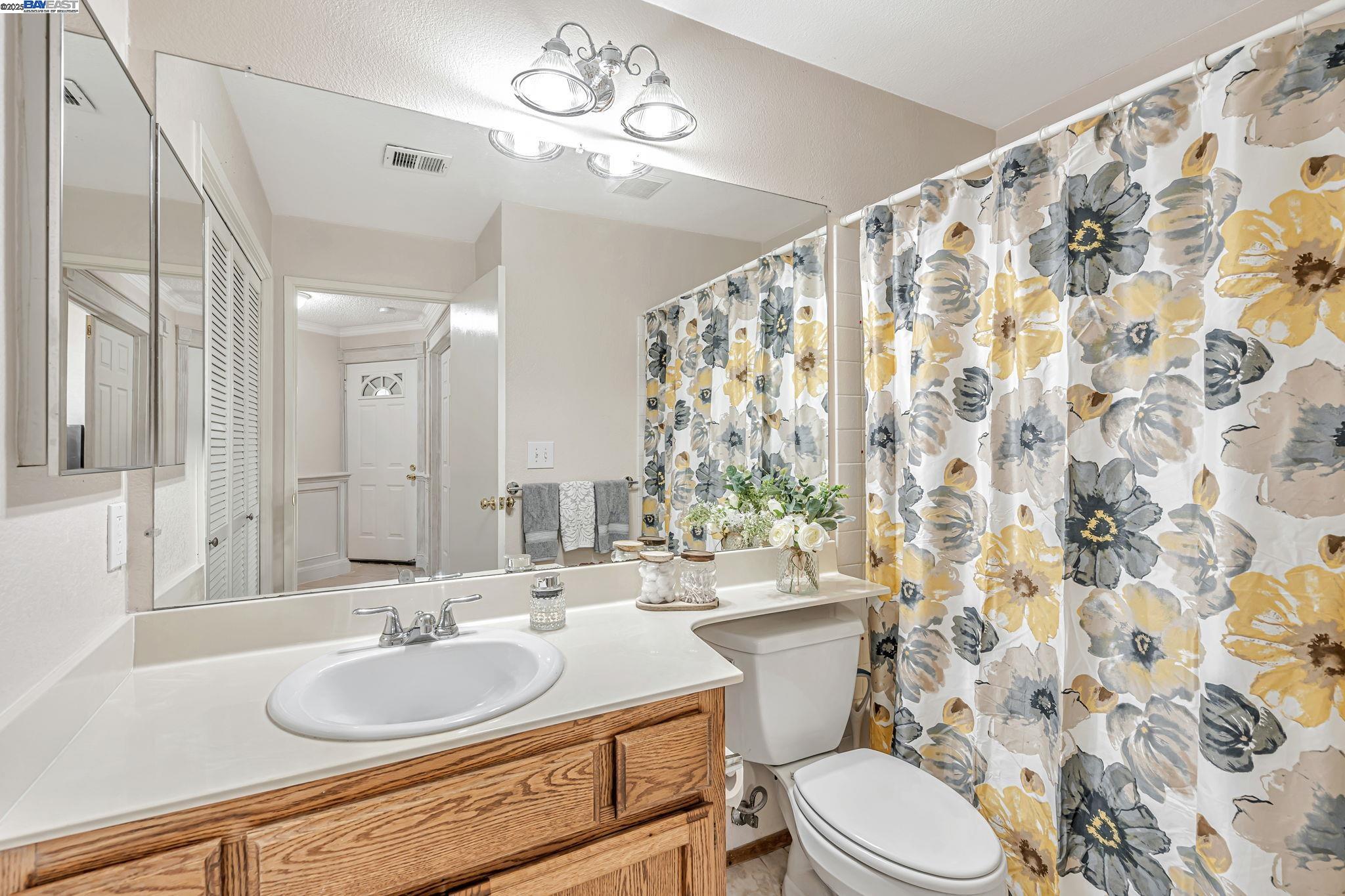 Detail Gallery Image 22 of 28 For 509 Devonwood, Hercules,  CA 94547 - 2 Beds | 2 Baths