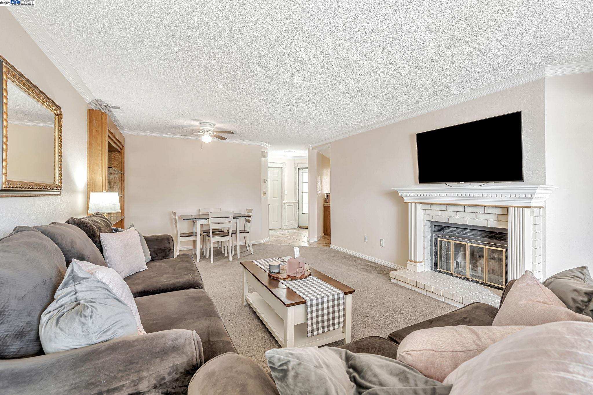 Detail Gallery Image 5 of 28 For 509 Devonwood, Hercules,  CA 94547 - 2 Beds | 2 Baths