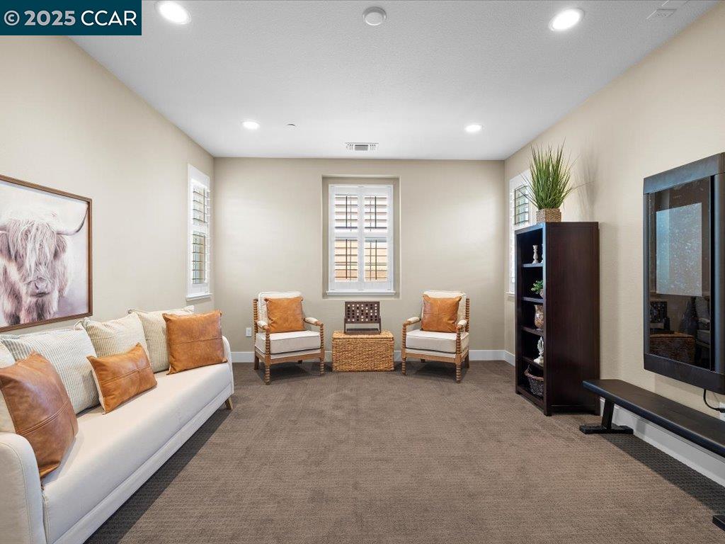 Detail Gallery Image 28 of 55 For 1927 Vintage Cir, Brentwood,  CA 94513 - 5 Beds | 4/1 Baths