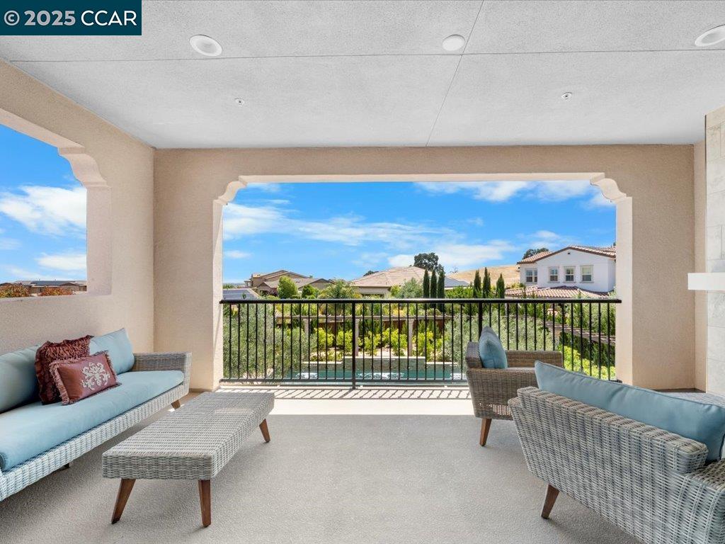 Detail Gallery Image 35 of 55 For 1927 Vintage Cir, Brentwood,  CA 94513 - 5 Beds | 4/1 Baths