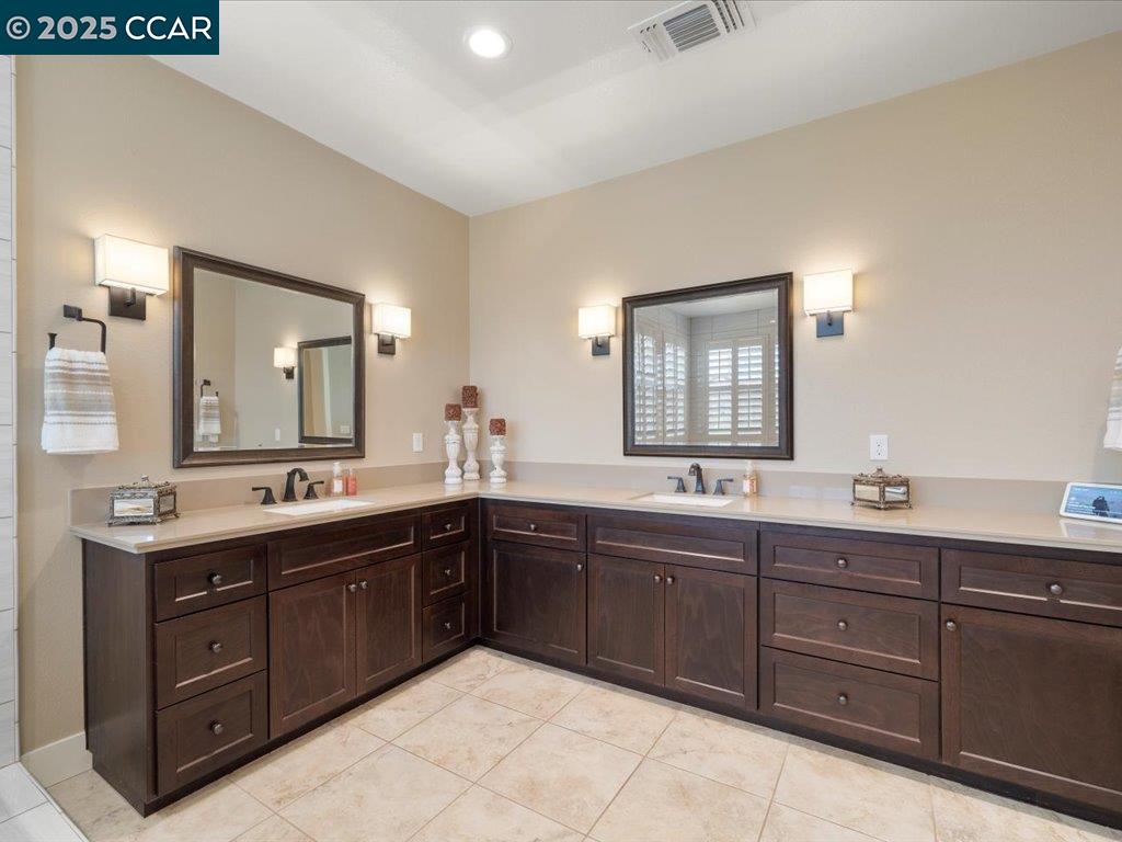 Detail Gallery Image 41 of 55 For 1927 Vintage Cir, Brentwood,  CA 94513 - 5 Beds | 4/1 Baths