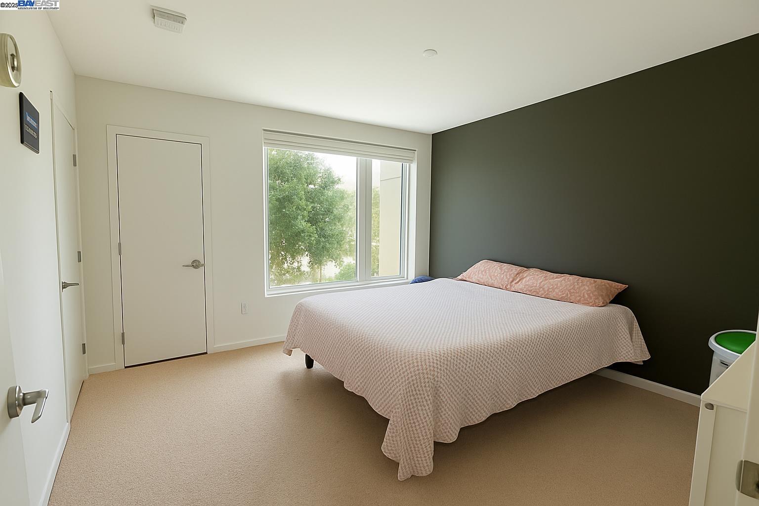 Detail Gallery Image 10 of 11 For 10 Innes Ct #304,  San Francisco,  CA 94124 - 2 Beds | 2 Baths