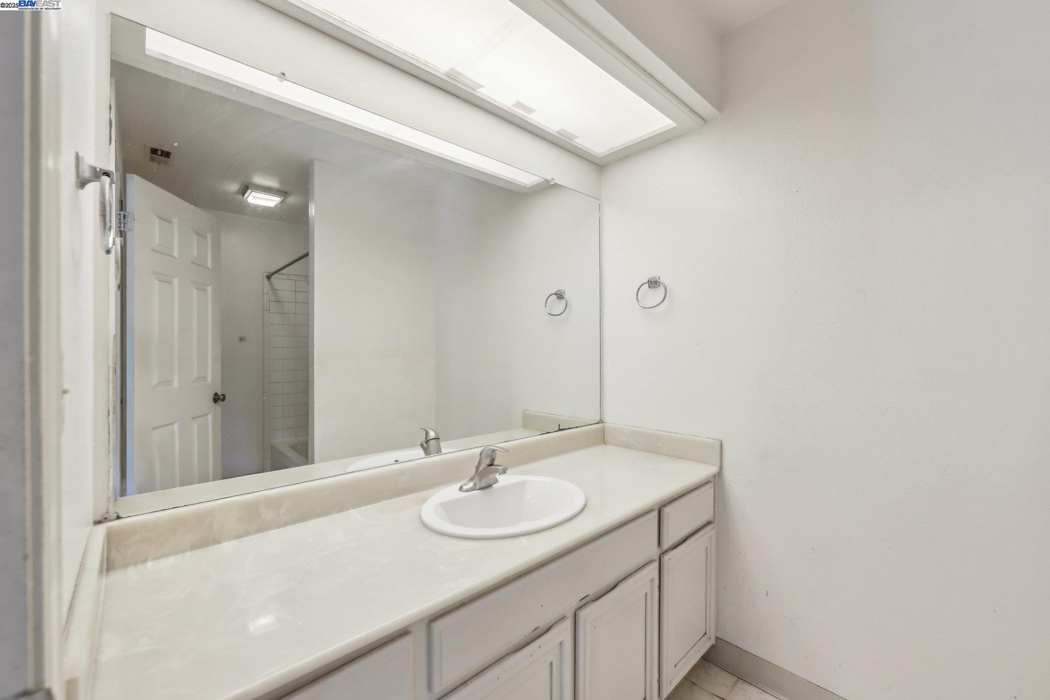 Photo #13: 41098168 Listing: Photo #13