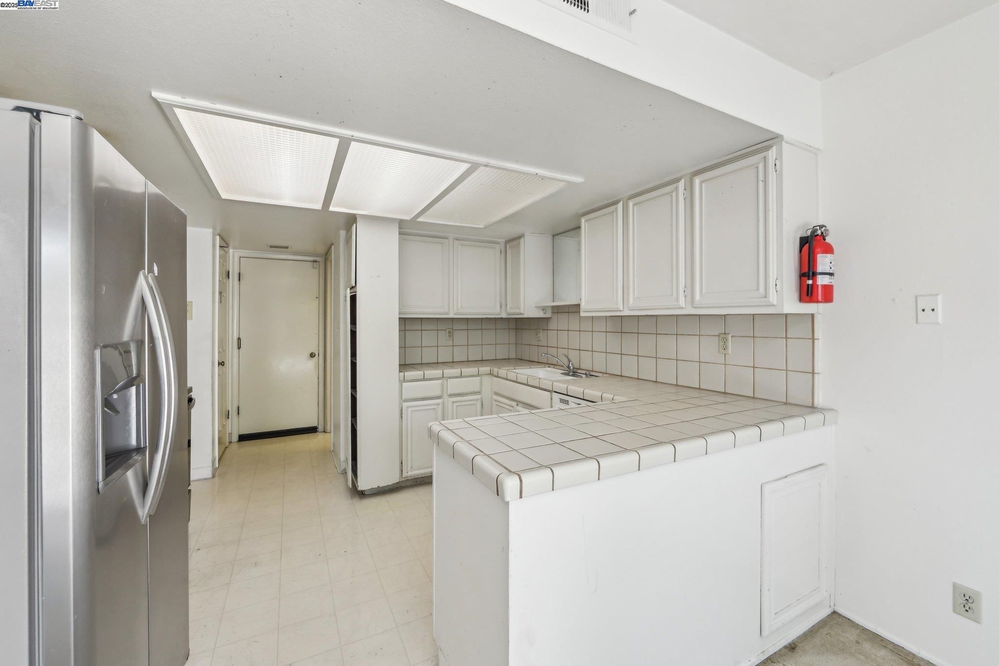 Photo #6: 41098168 Listing: Photo #6