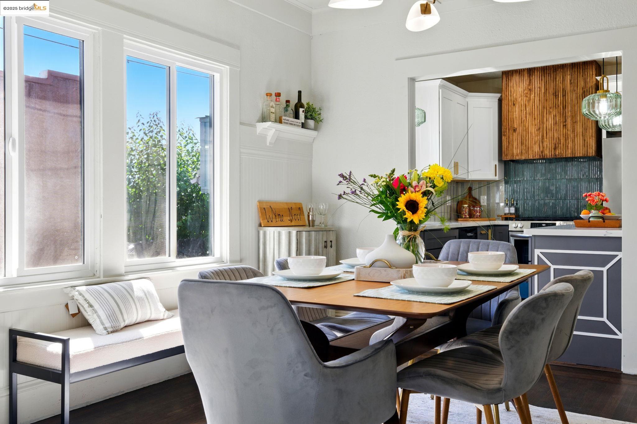 Detail Gallery Image 13 of 60 For 2507 63rd Ave, Oakland,  CA 94605 - 3 Beds | 2 Baths