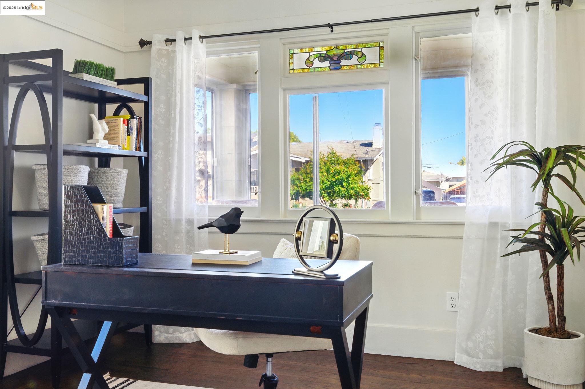 Detail Gallery Image 31 of 60 For 2507 63rd Ave, Oakland,  CA 94605 - 3 Beds | 2 Baths