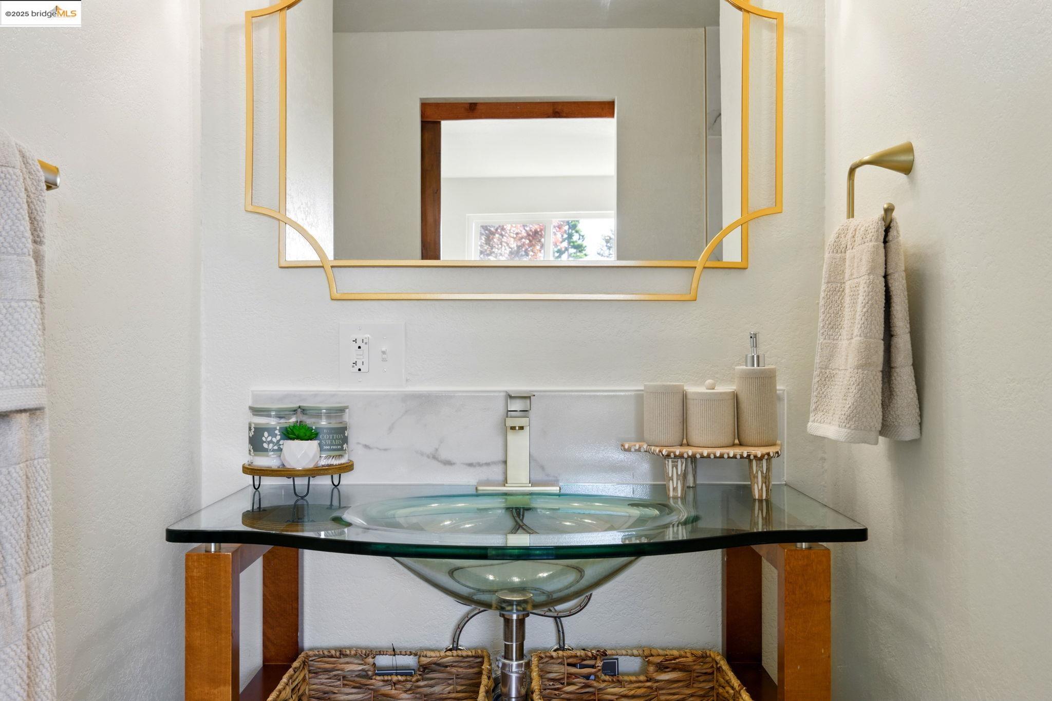 Detail Gallery Image 46 of 60 For 2507 63rd Ave, Oakland,  CA 94605 - 3 Beds | 2 Baths