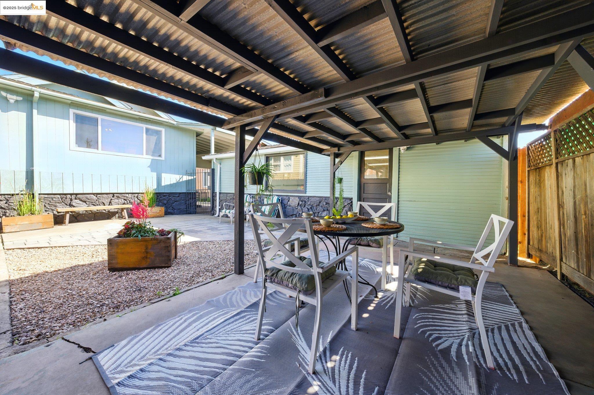Detail Gallery Image 53 of 60 For 2507 63rd Ave, Oakland,  CA 94605 - 3 Beds | 2 Baths
