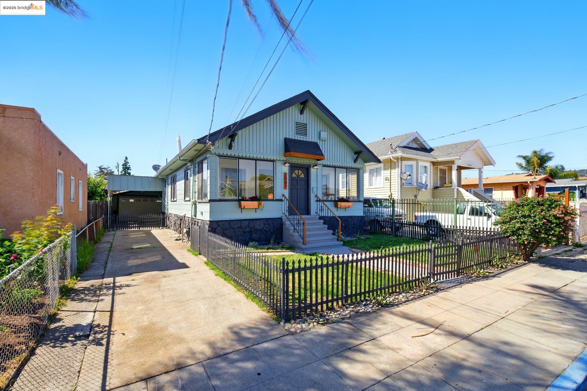 Detail Gallery Image 58 of 60 For 2507 63rd Ave, Oakland,  CA 94605 - 3 Beds | 2 Baths