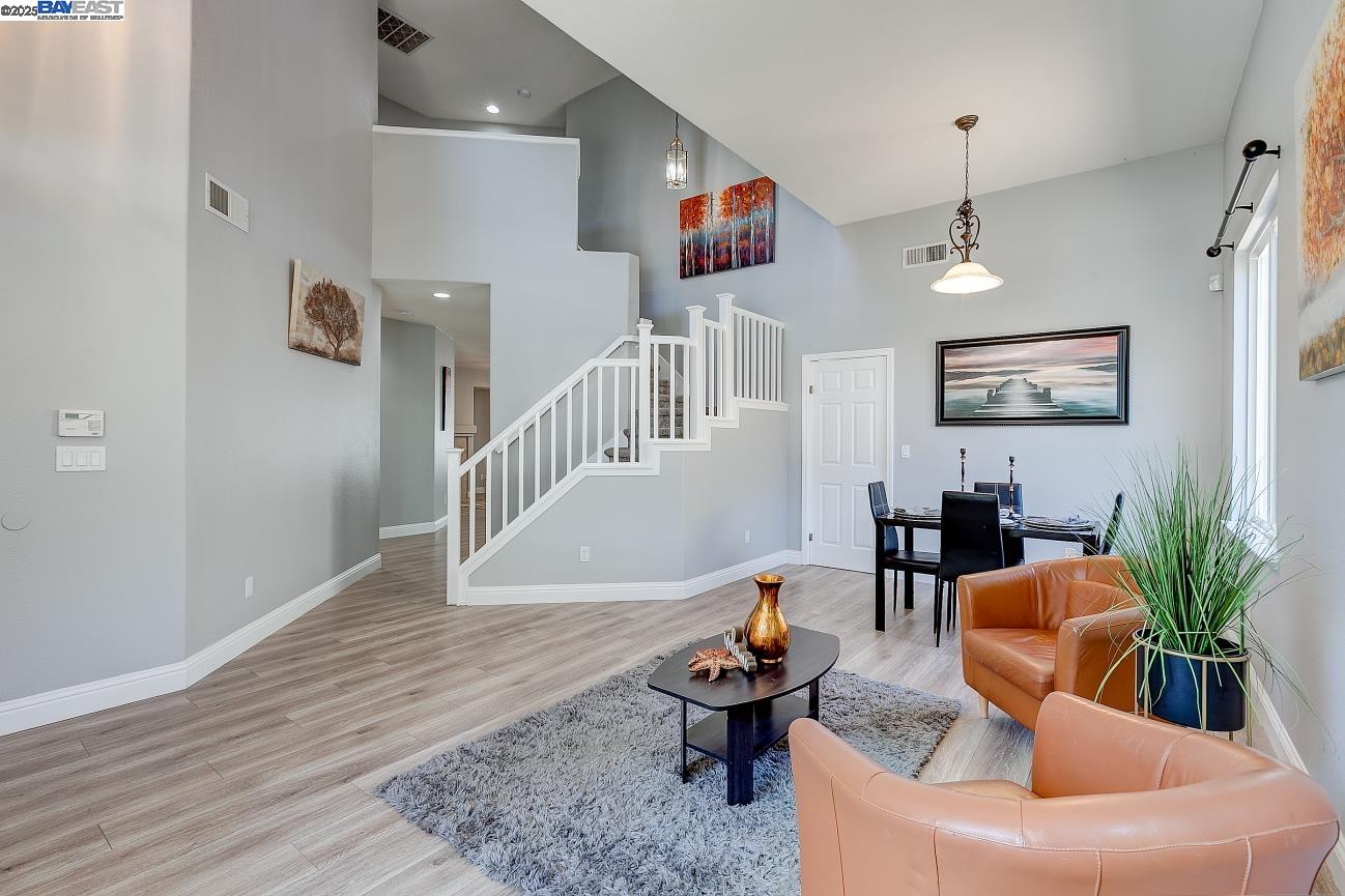 Detail Gallery Image 2 of 42 For 1507 Arrigotti, Tracy,  CA 95377 - 4 Beds | 3 Baths