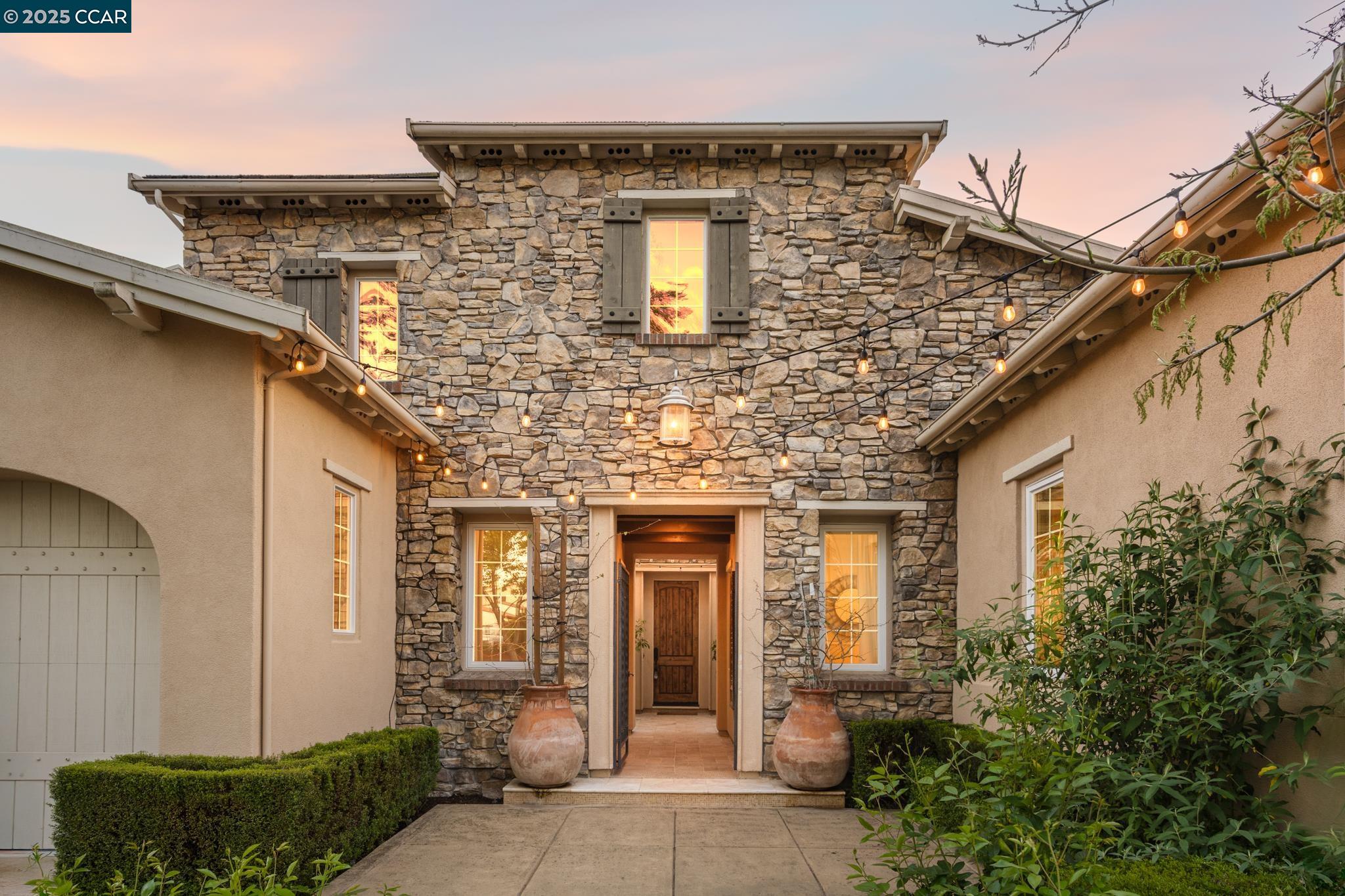 Detail Gallery Image 3 of 55 For 2032 Feathermint Dr, San Ramon,  CA 94582 - 4 Beds | 2/1 Baths