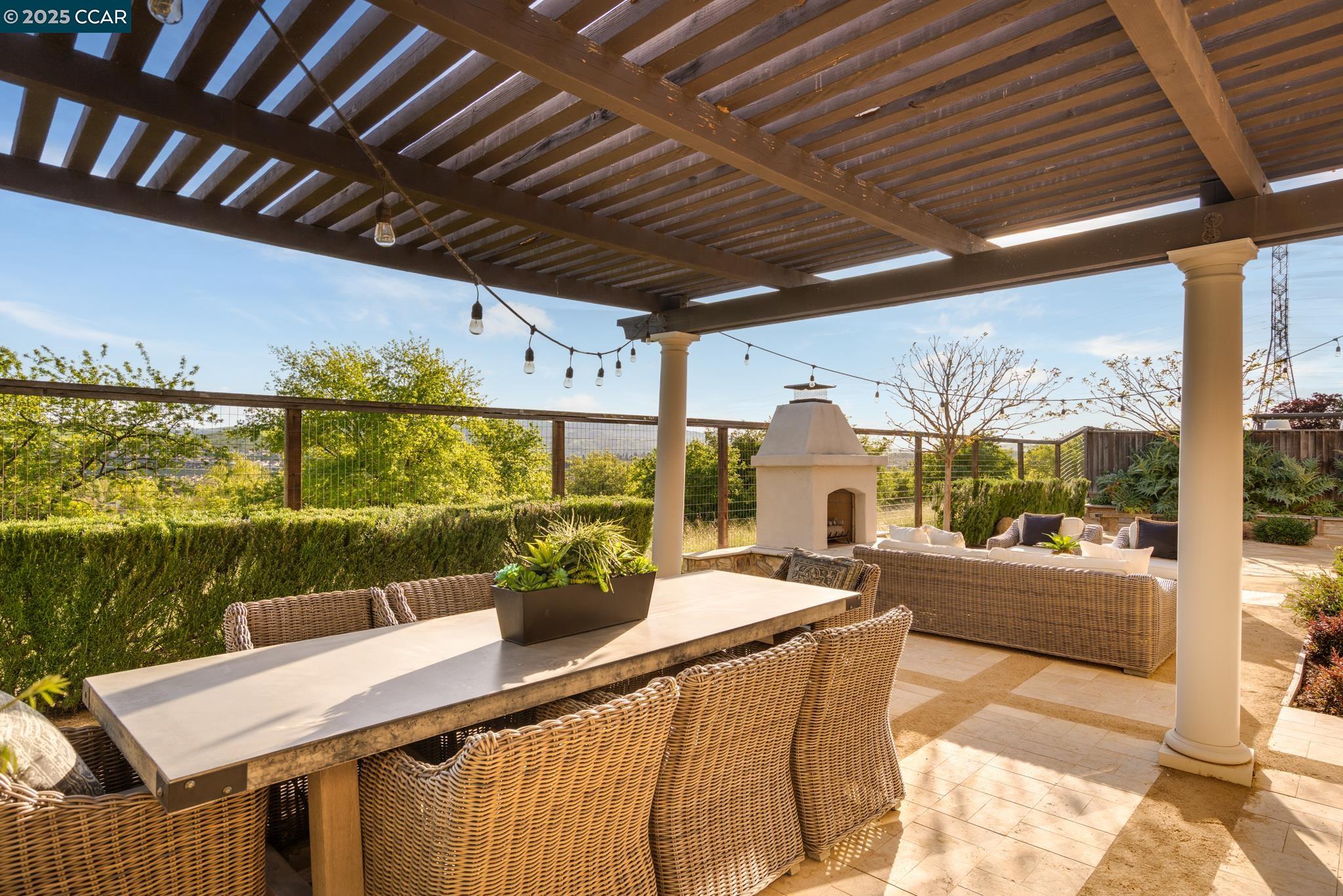 Detail Gallery Image 46 of 55 For 2032 Feathermint Dr, San Ramon,  CA 94582 - 4 Beds | 2/1 Baths