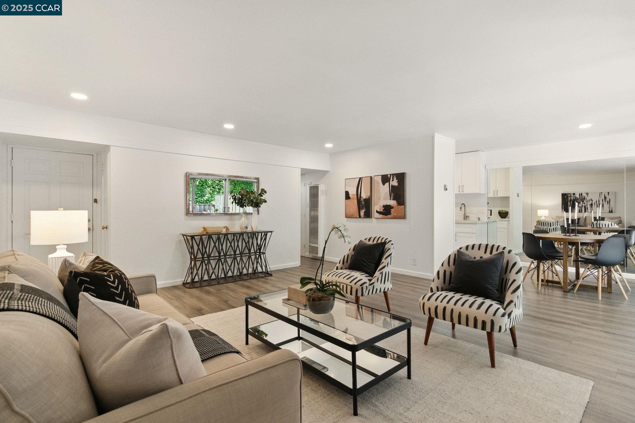 Detail Gallery Image 1 of 33 For 67 Brookwood Rd #10,  Orinda,  CA 94563 - 2 Beds | 1 Baths