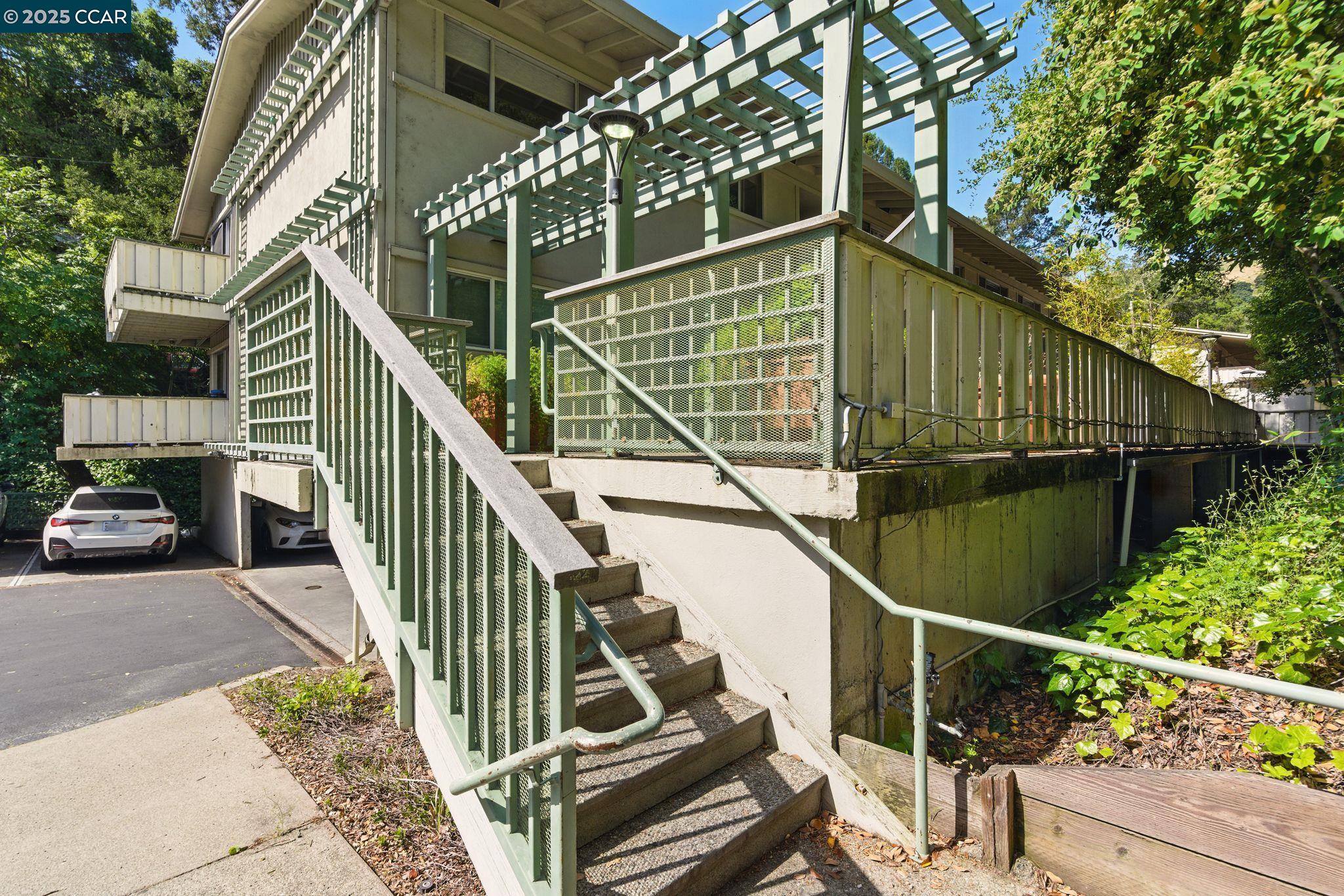Detail Gallery Image 28 of 33 For 67 Brookwood Rd #10,  Orinda,  CA 94563 - 2 Beds | 1 Baths