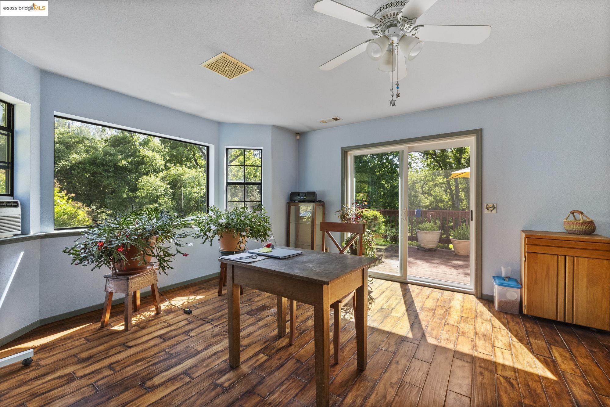 Detail Gallery Image 18 of 28 For 20316 Patrick Ln, Tuolumne,  CA 95379 - 2 Beds | 2 Baths