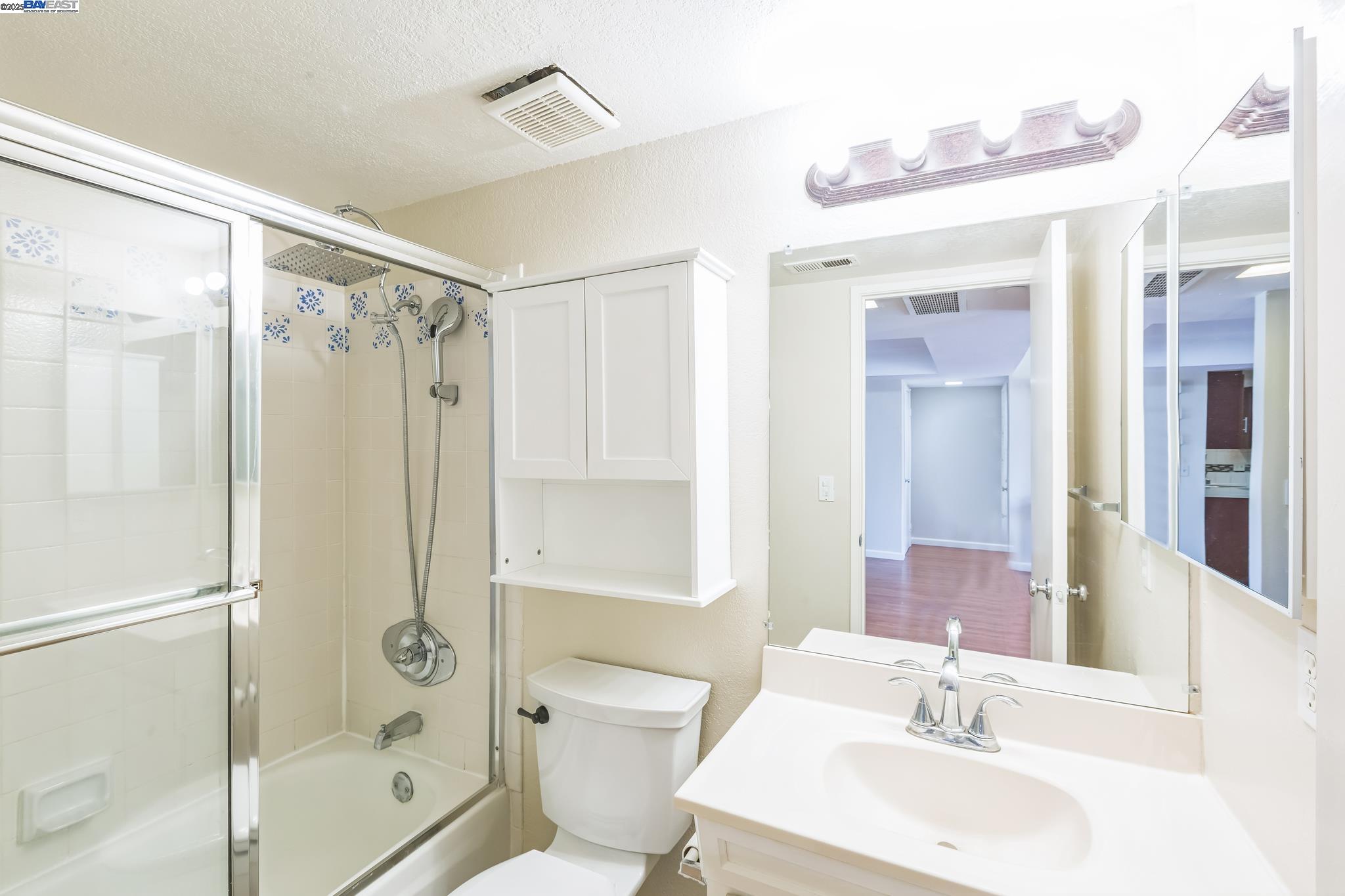 Photo #27: 41098178 Listing: Photo #27