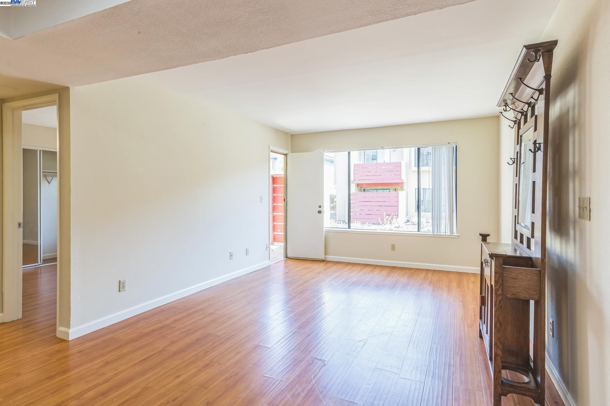 Photo #6: 41098178 Listing: Photo #6