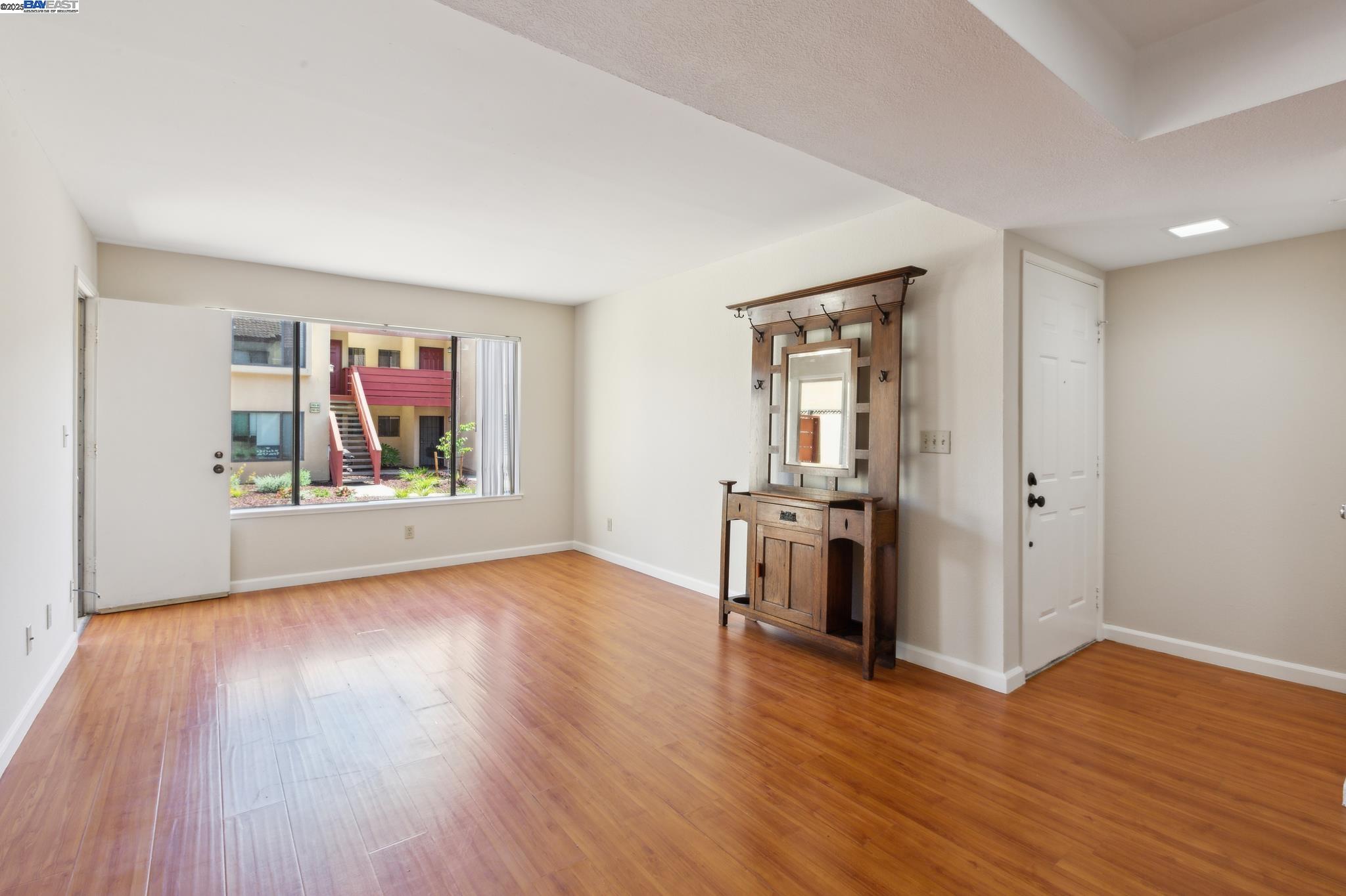 Photo #7: 41098178 Listing: Photo #7